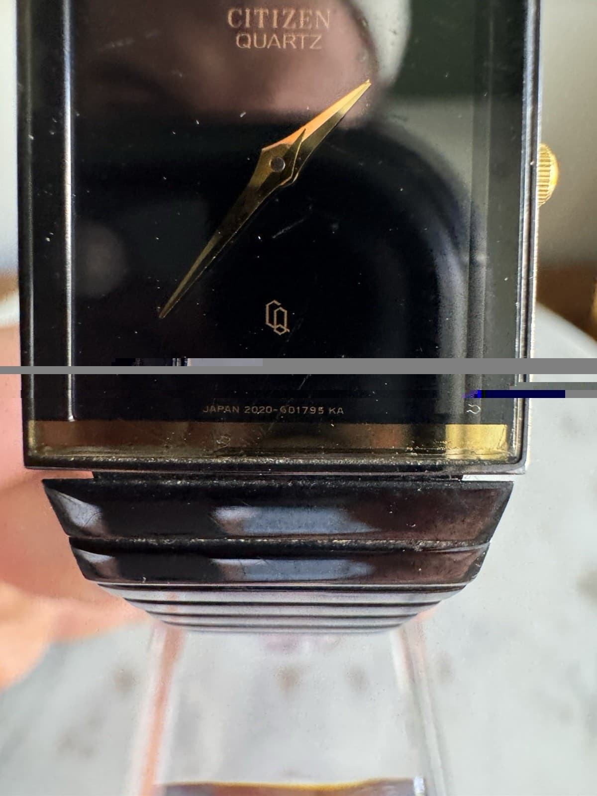 Vintage Citizen Quartz 2020-601795 KA Black & Gold Rectangular Dress Watch 24mm - Thumbnail 8