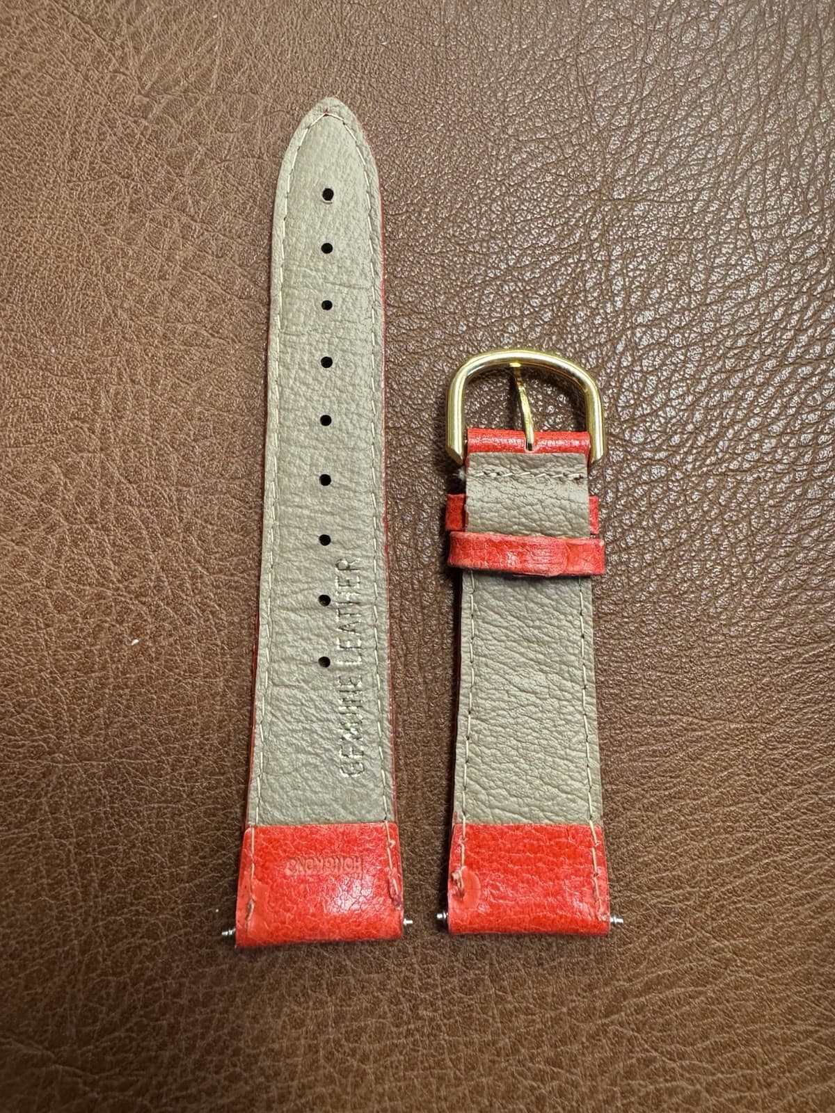 Vintage Red Genuine Leather GUESS Watch Strap 20mm Two-Piece Replacement Band - Thumbnail 6