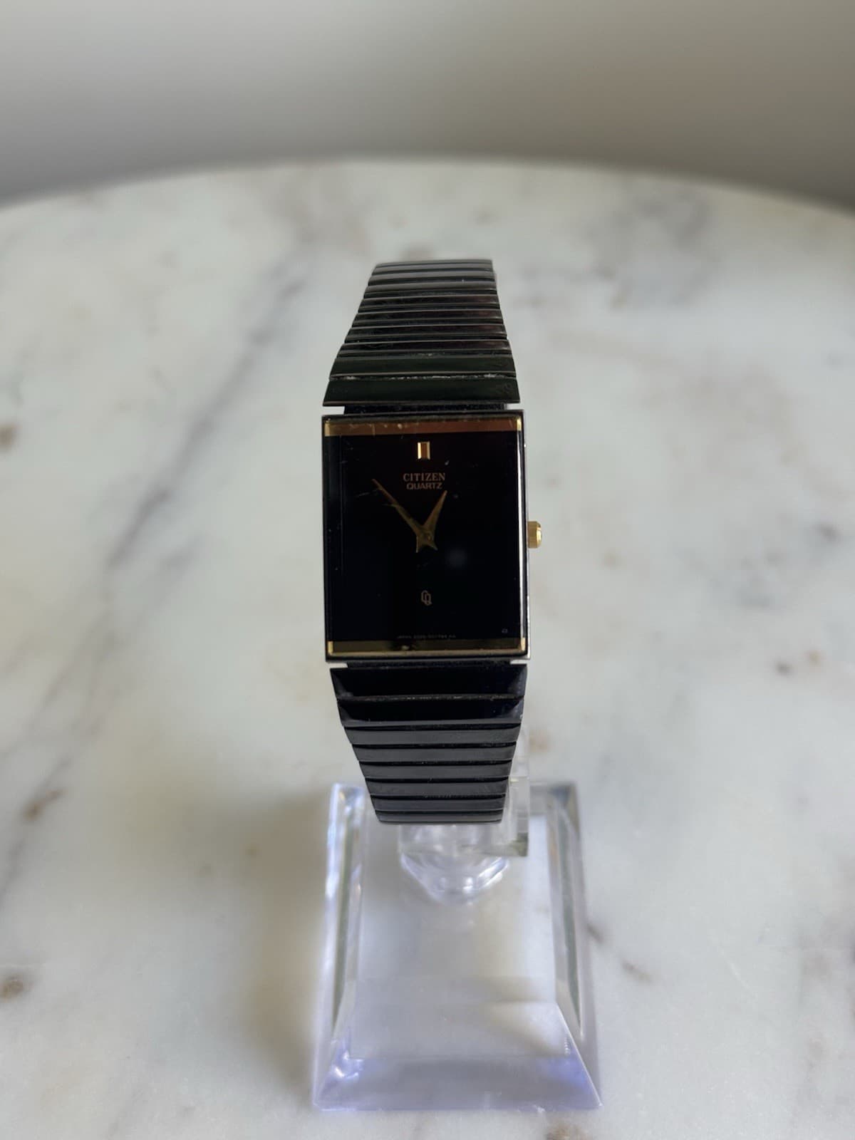 Vintage Citizen Quartz 2020-601795 KA Black & Gold Rectangular Dress Watch 24mm - Thumbnail 6