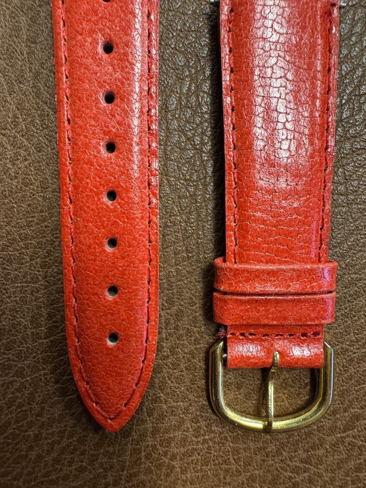 Vintage Red Genuine Leather GUESS Watch Strap 20mm Two-Piece Replacement Band - Thumbnail 3