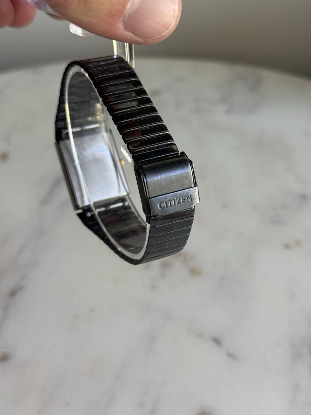 Vintage Citizen Quartz 2020-601795 KA Black & Gold Rectangular Dress Watch 24mm - Thumbnail 4