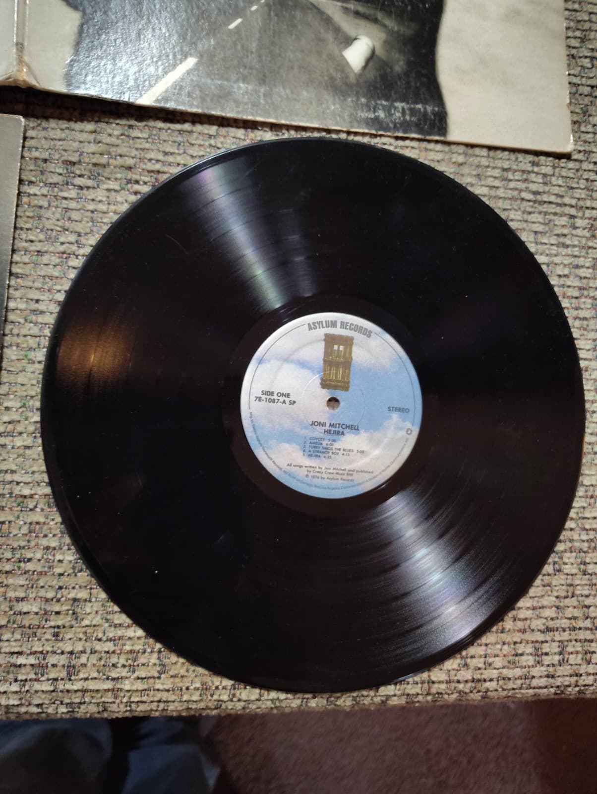 Joni Mitchell - Hejira (1976) 1st Asylum Records 7E-1087 Vinyl LP - Thumbnail 4