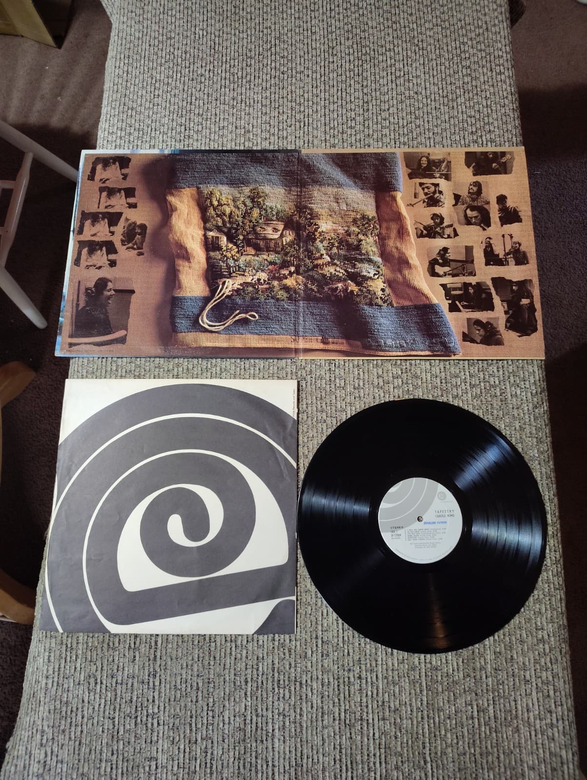 Carole King Tapestry Vinyl LP Record Album - Thumbnail 6