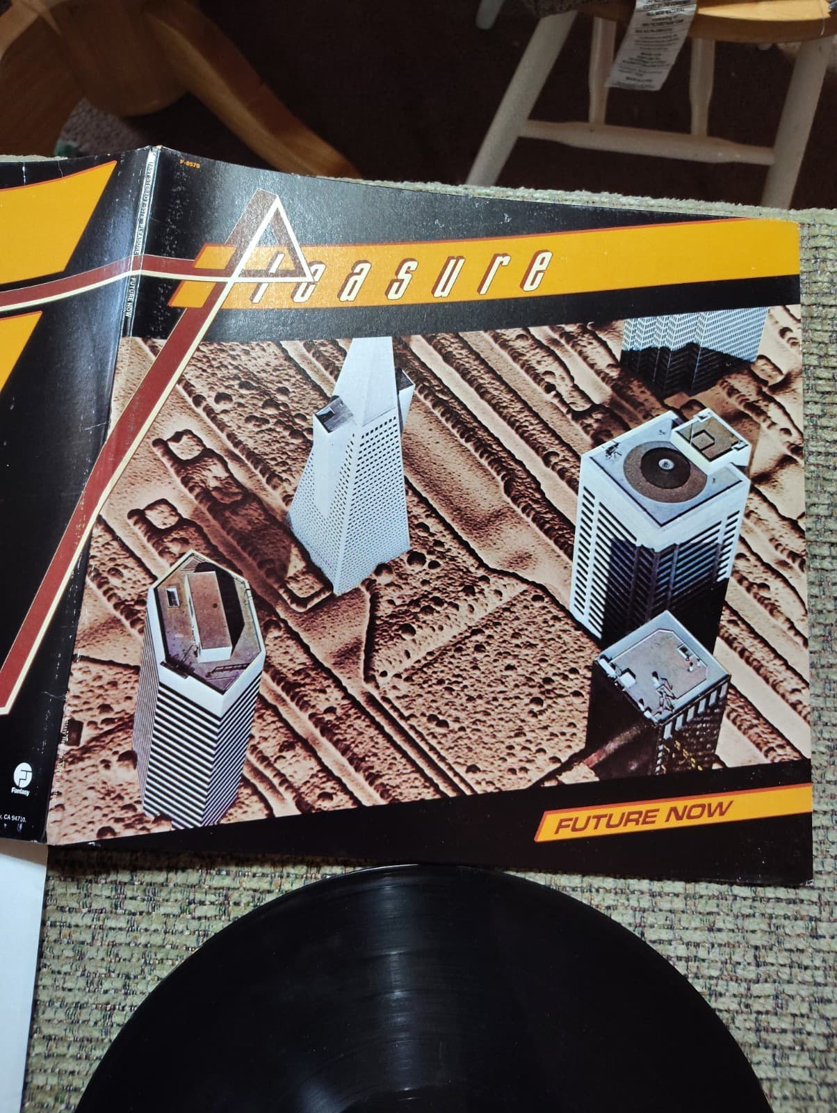 Pleasure - Future Now (LP, Vinyl, Gatefold) 1979 Fantasy Funk Soul VG+/VG - Thumbnail 2
