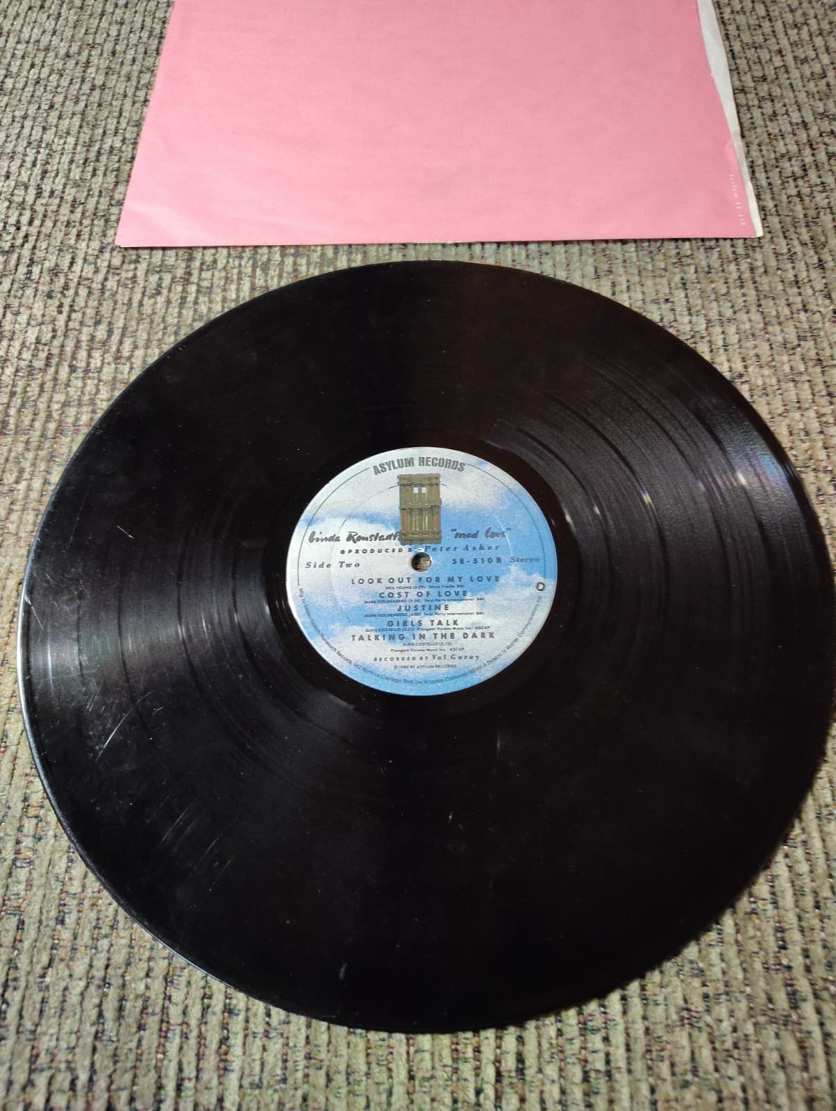 33 LP Vinyl Record Album Linda Ronstadt "Mad Love" Asylum Label 1980 FREE Ship - Thumbnail 4