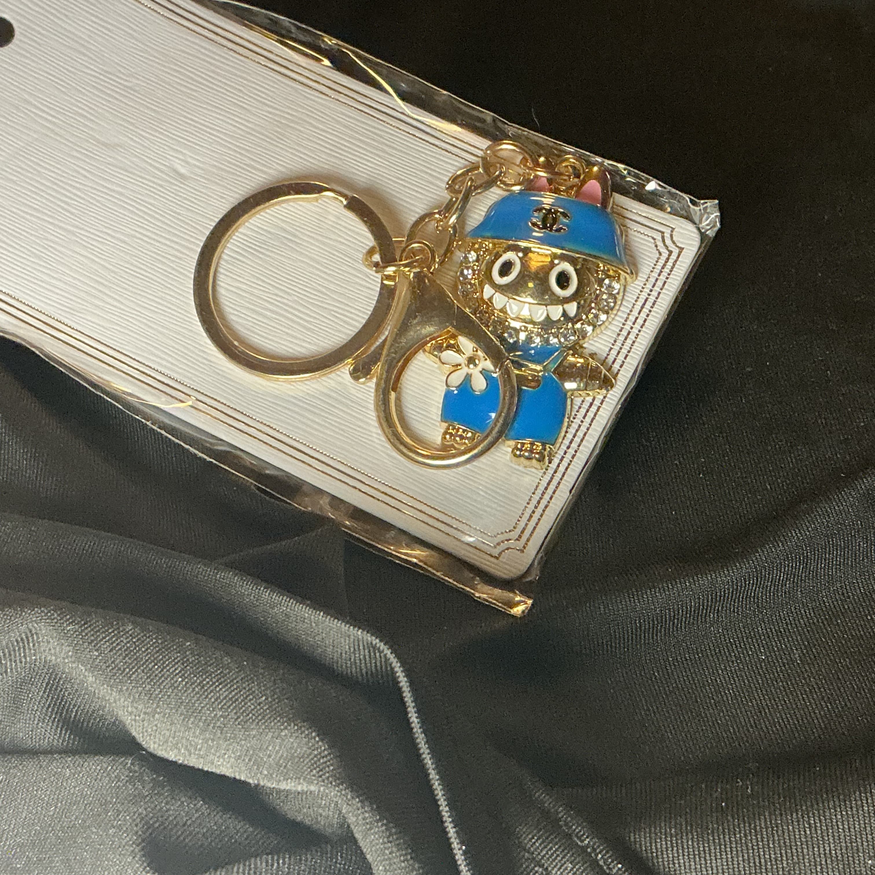 ★ Blue Baseball Player Keychain Gold Hardware Bag Charm New - Thumbnail 2