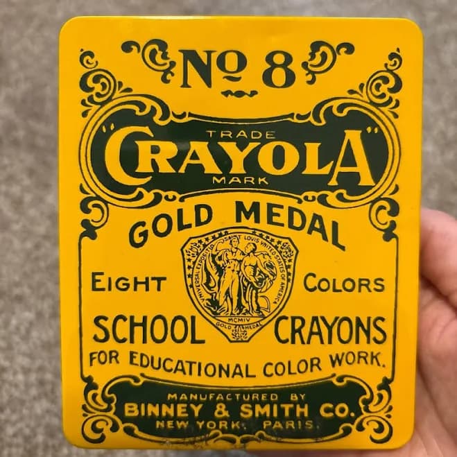 Vintage Crayola No. 8 Gold Medal School Crayons Tin - Thumbnail 8