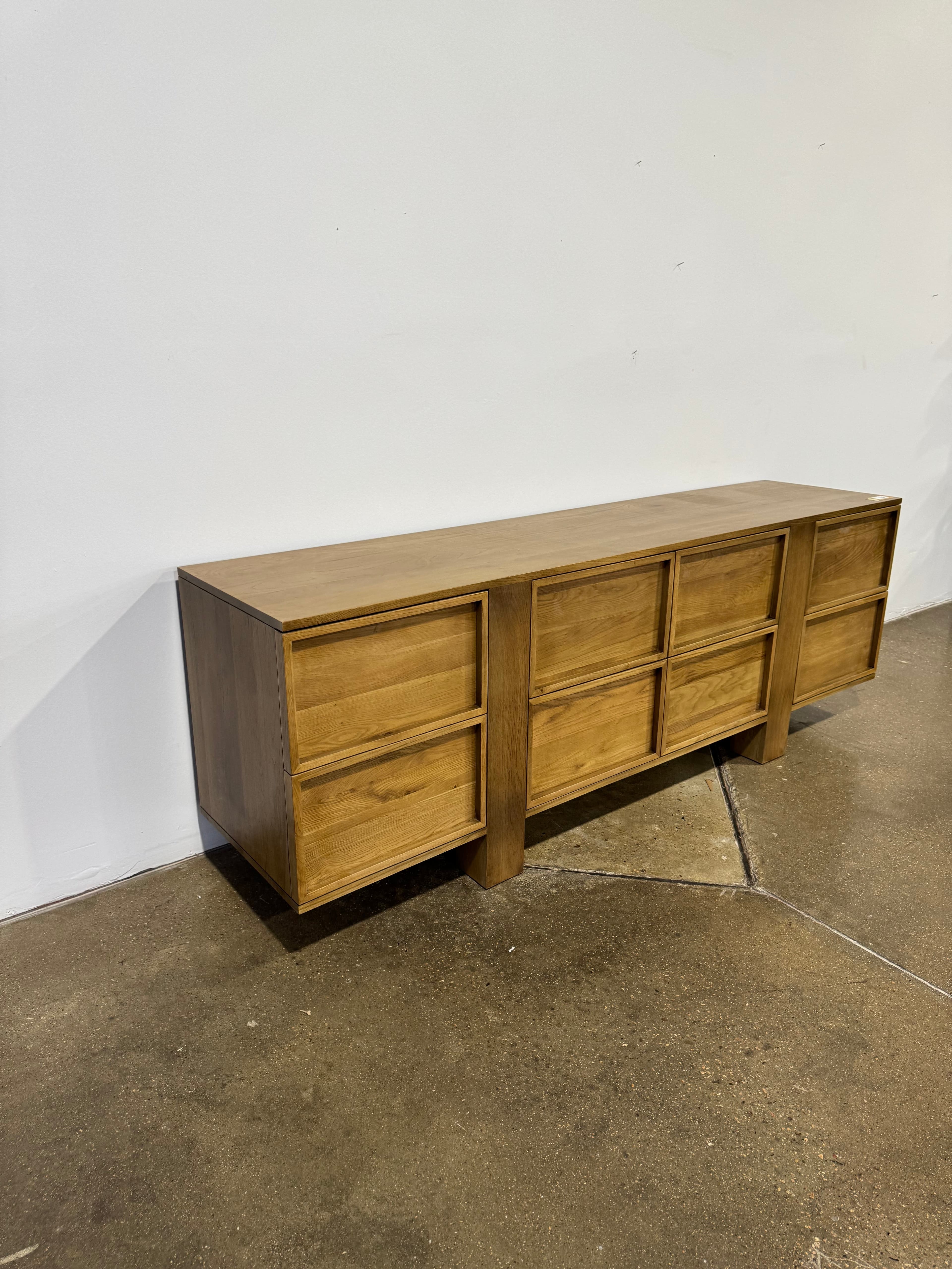 Moe's Henley 8 Drawer Dresser Brown - Thumbnail 6