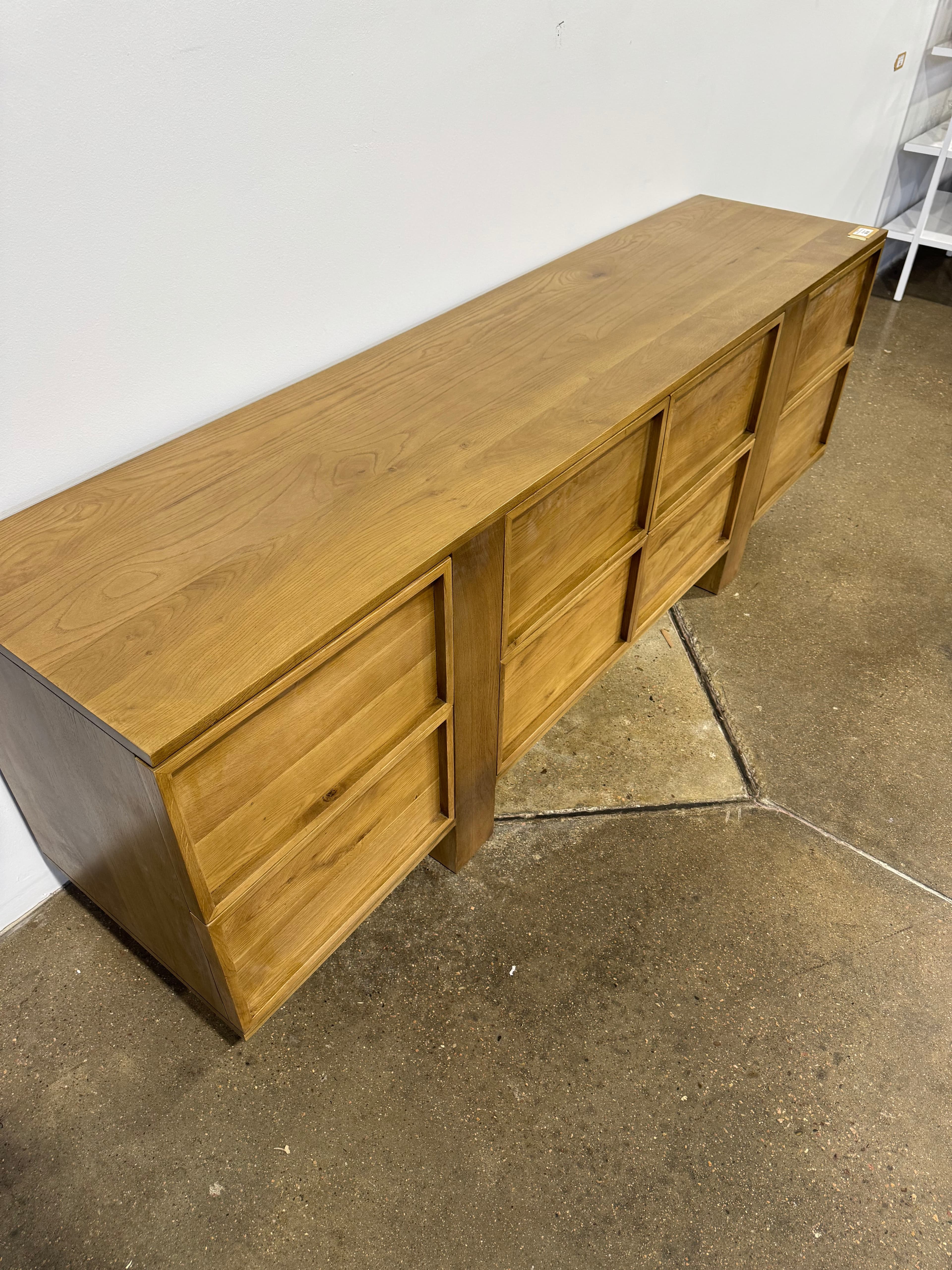Moe's Henley 8 Drawer Dresser Brown - Thumbnail 3