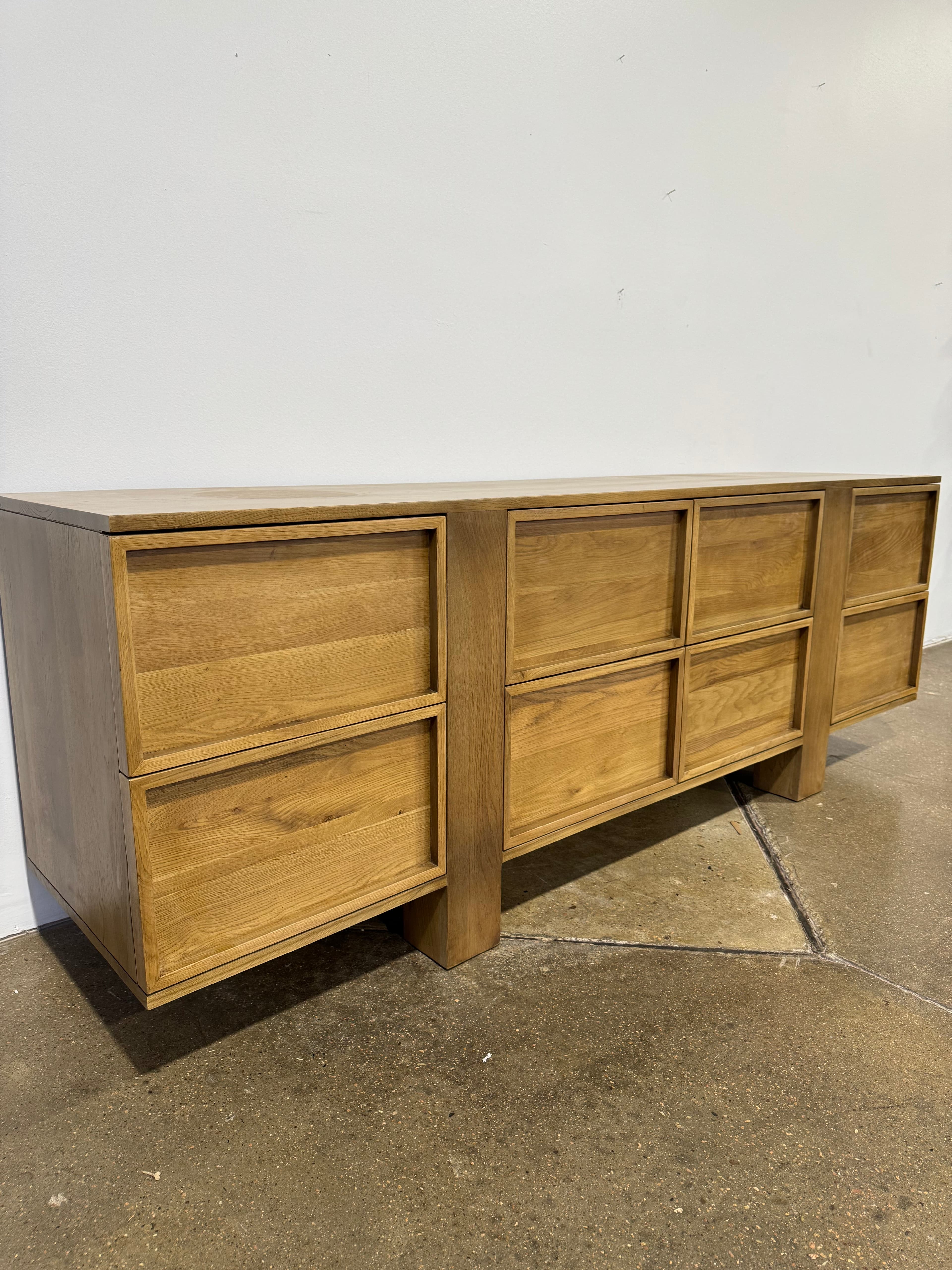 Moe's Henley 8 Drawer Dresser Brown - Thumbnail 4