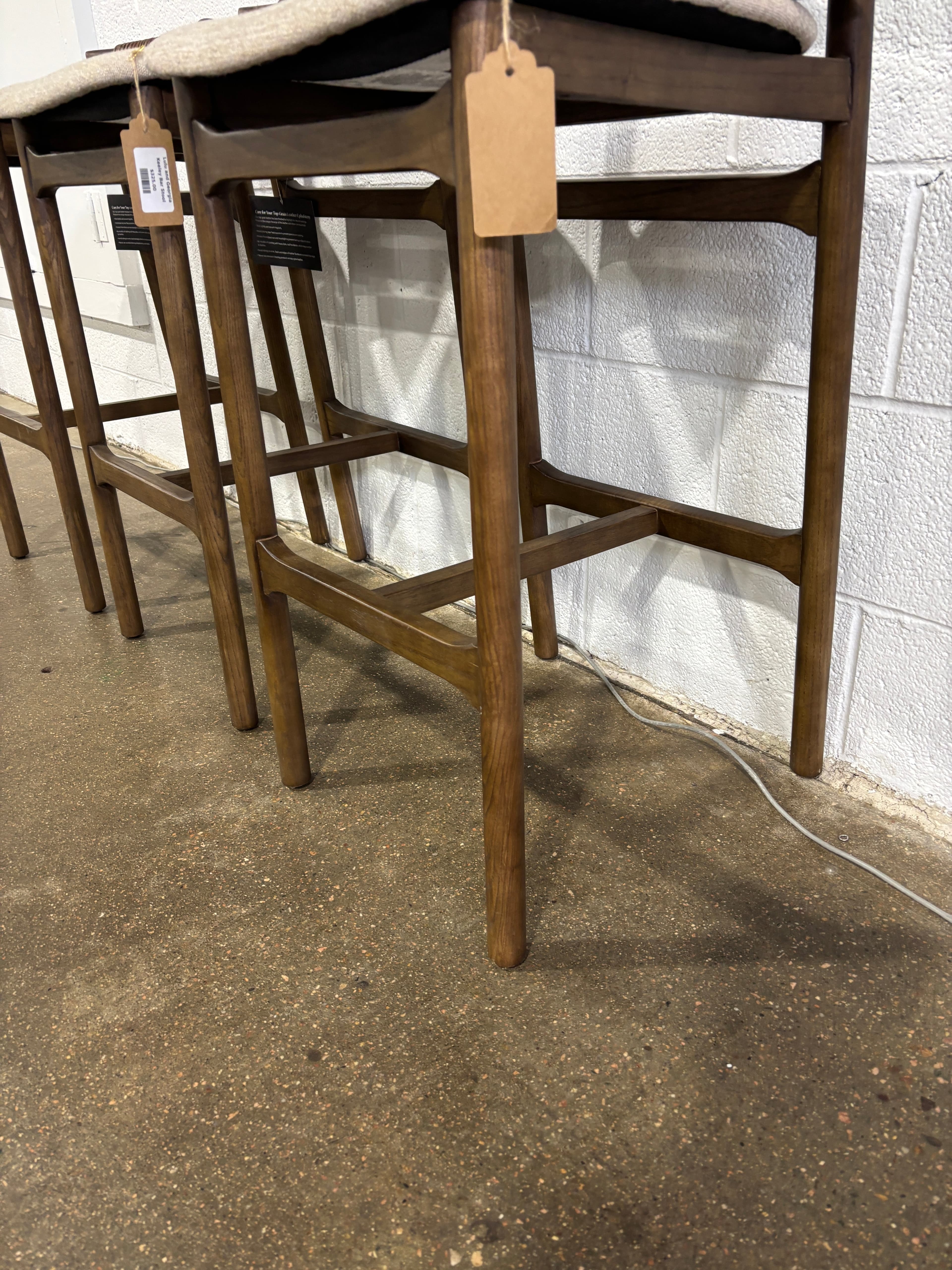 Lulu and Georgia Keeley Bar Stool - Thumbnail 5