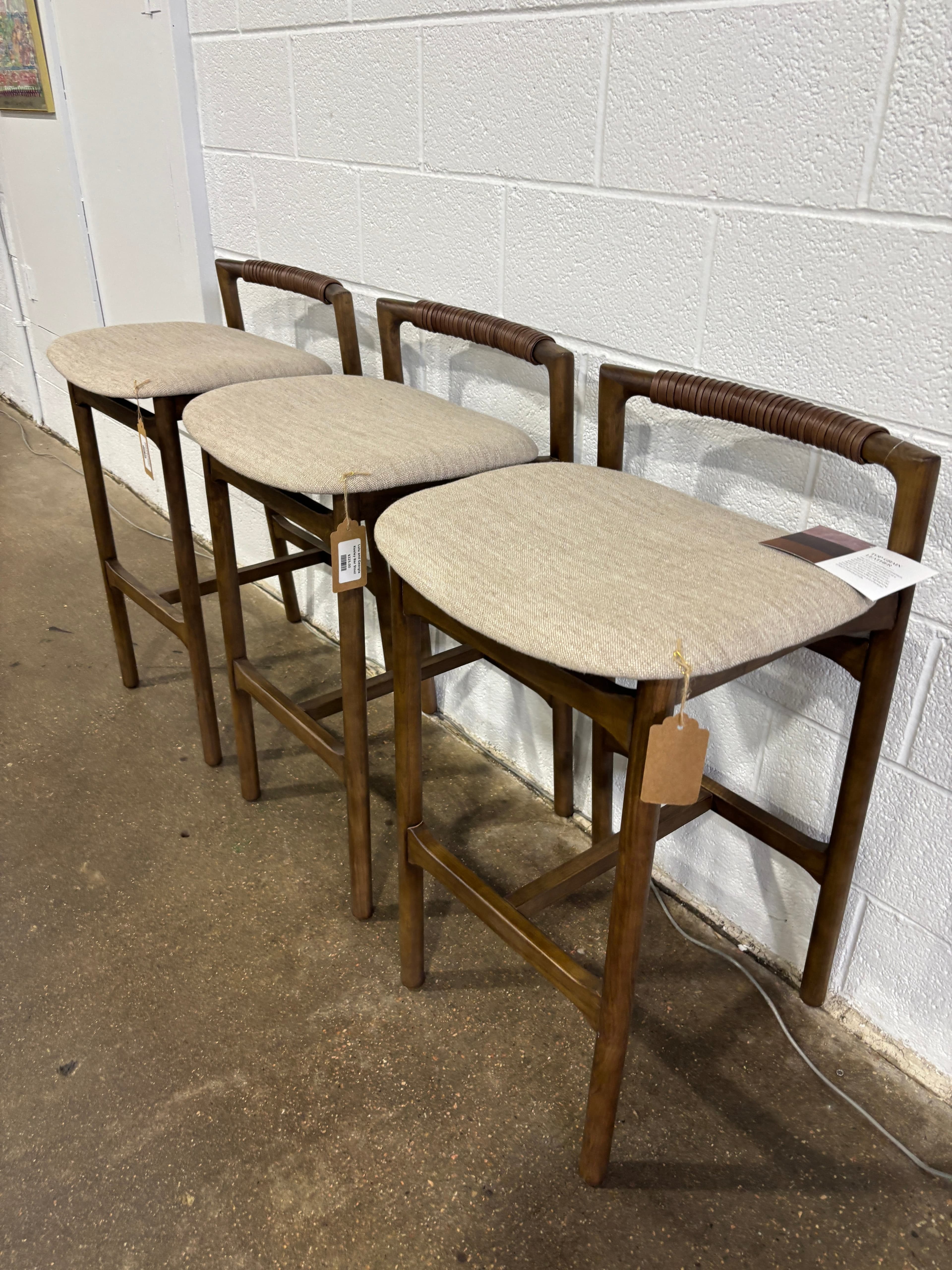 Lulu and Georgia Keeley Bar Stool - Thumbnail 4