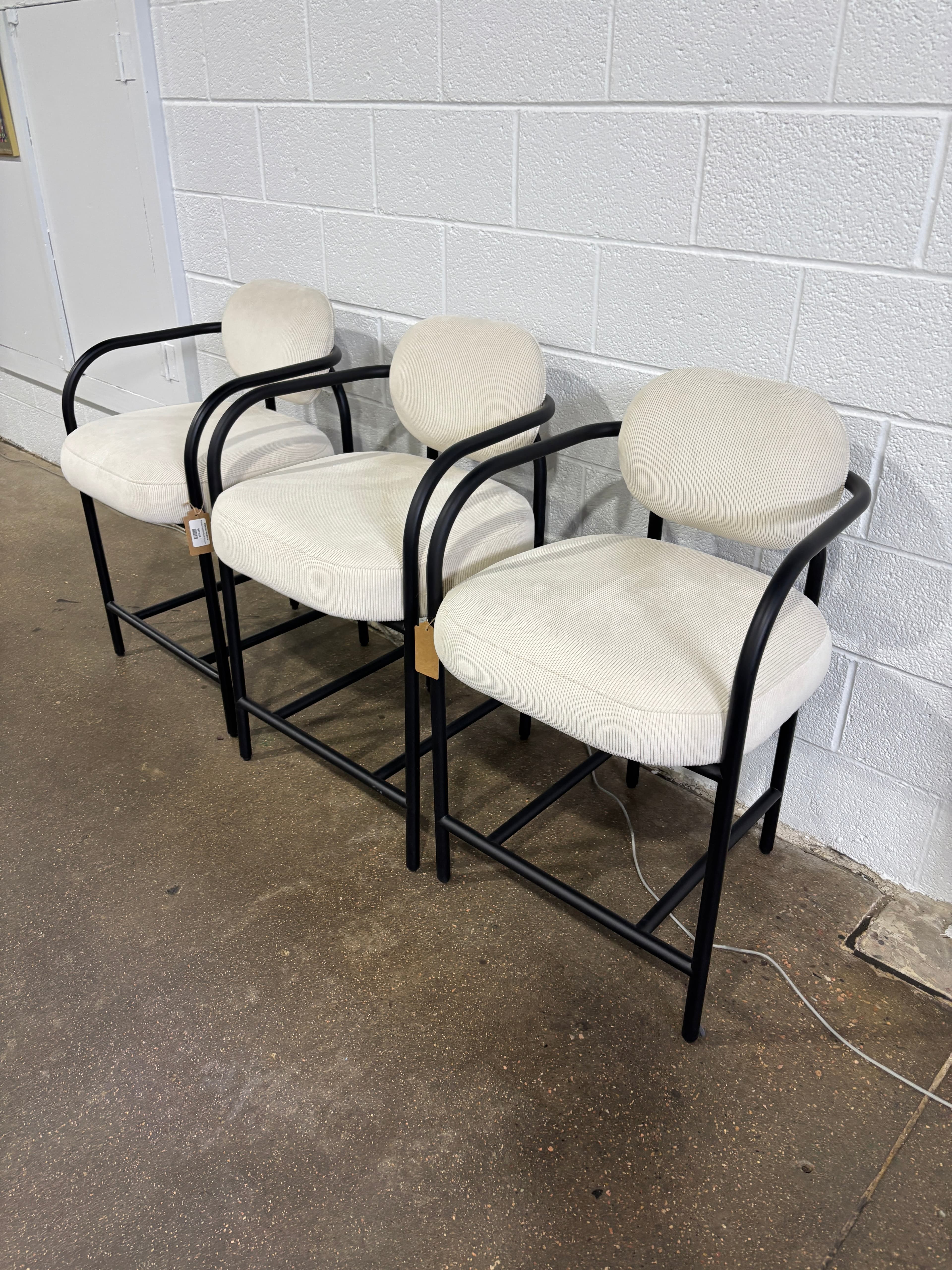 Denver Modern Arches Counter Stool - Cream - Thumbnail 6