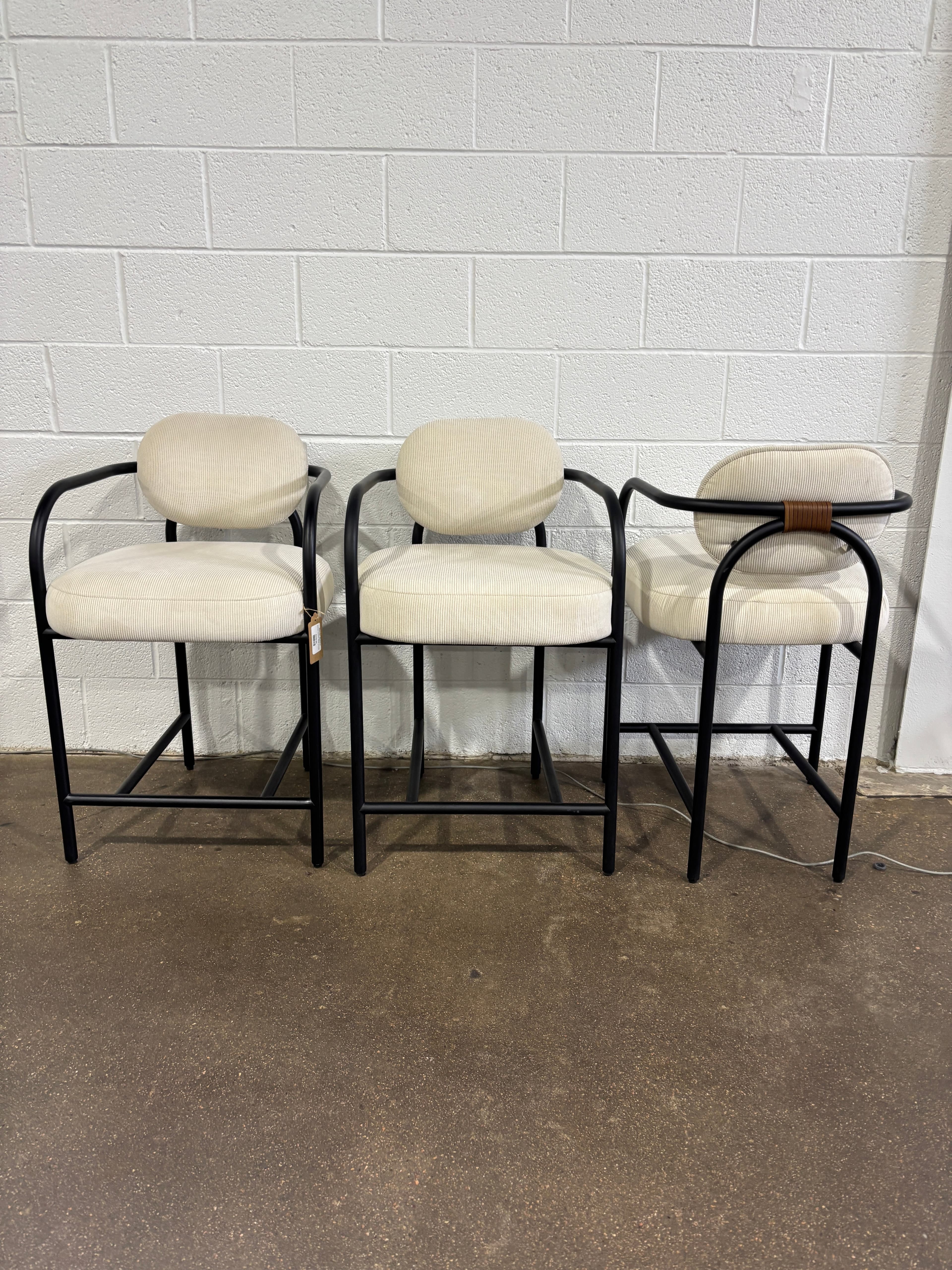 Denver Modern Arches Counter Stool - Cream - Thumbnail 8