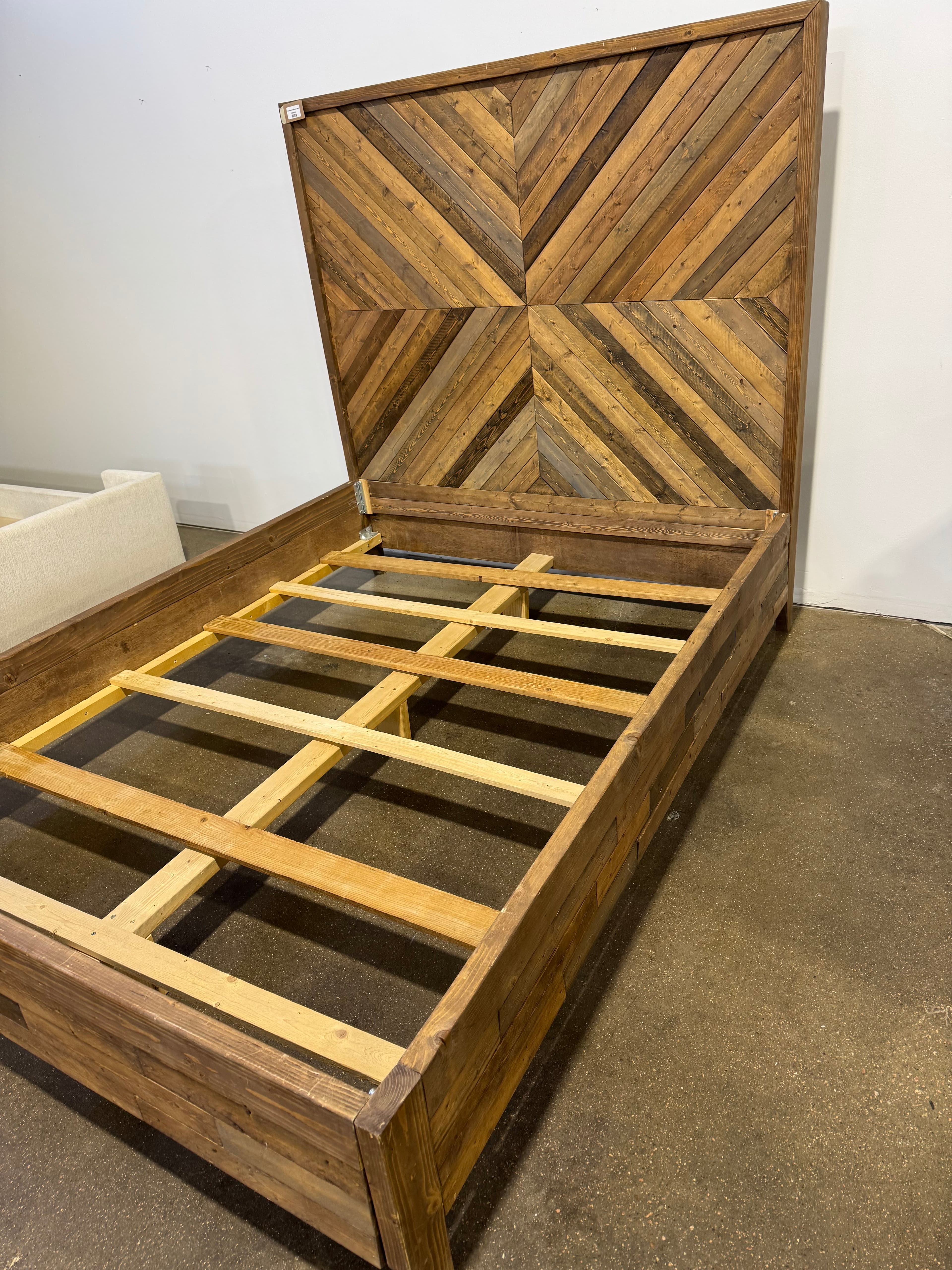 Handmade Queen Bed - Thumbnail 4