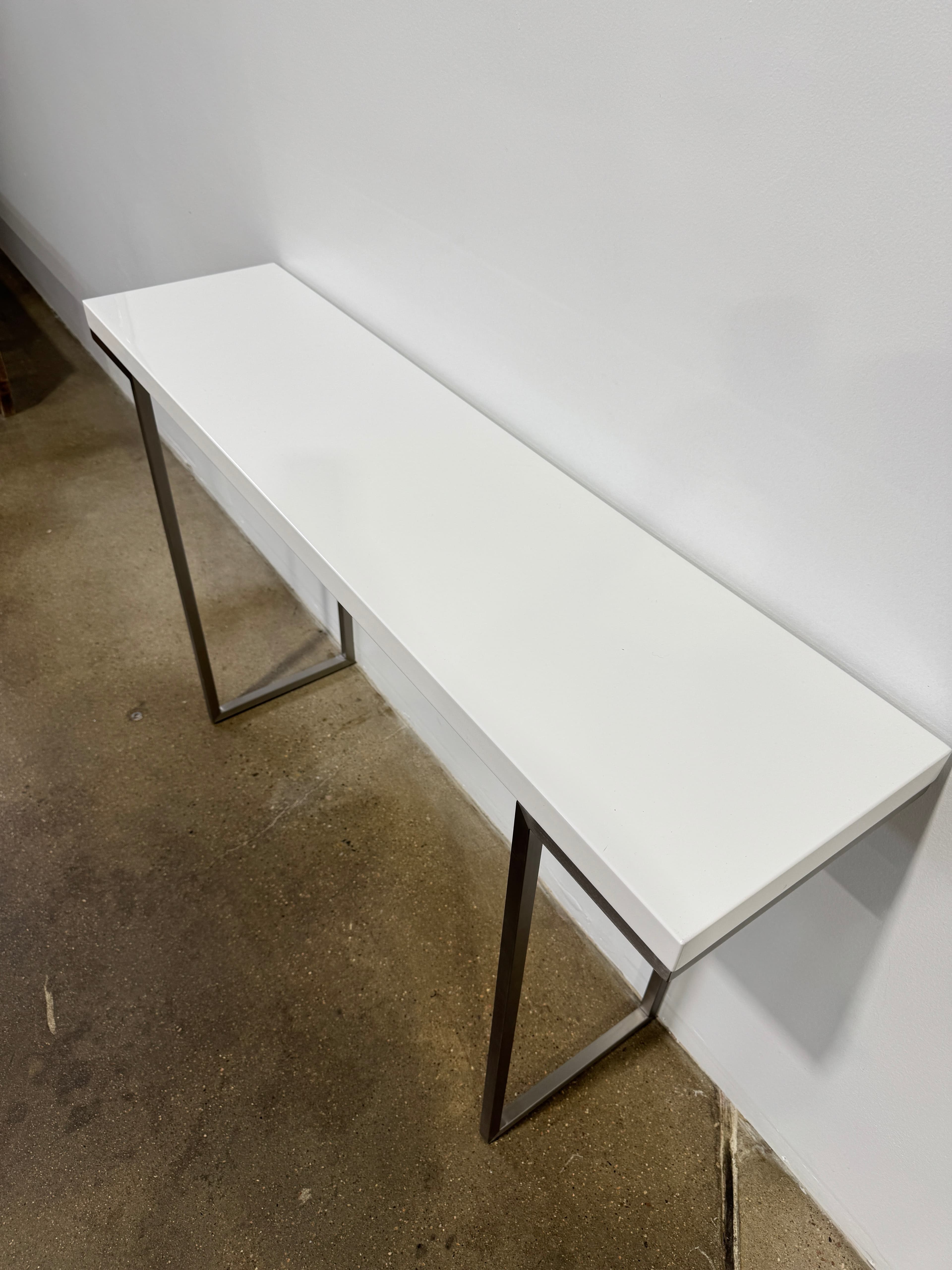 Moe's Home Collection Repetir Console Table - Thumbnail 4