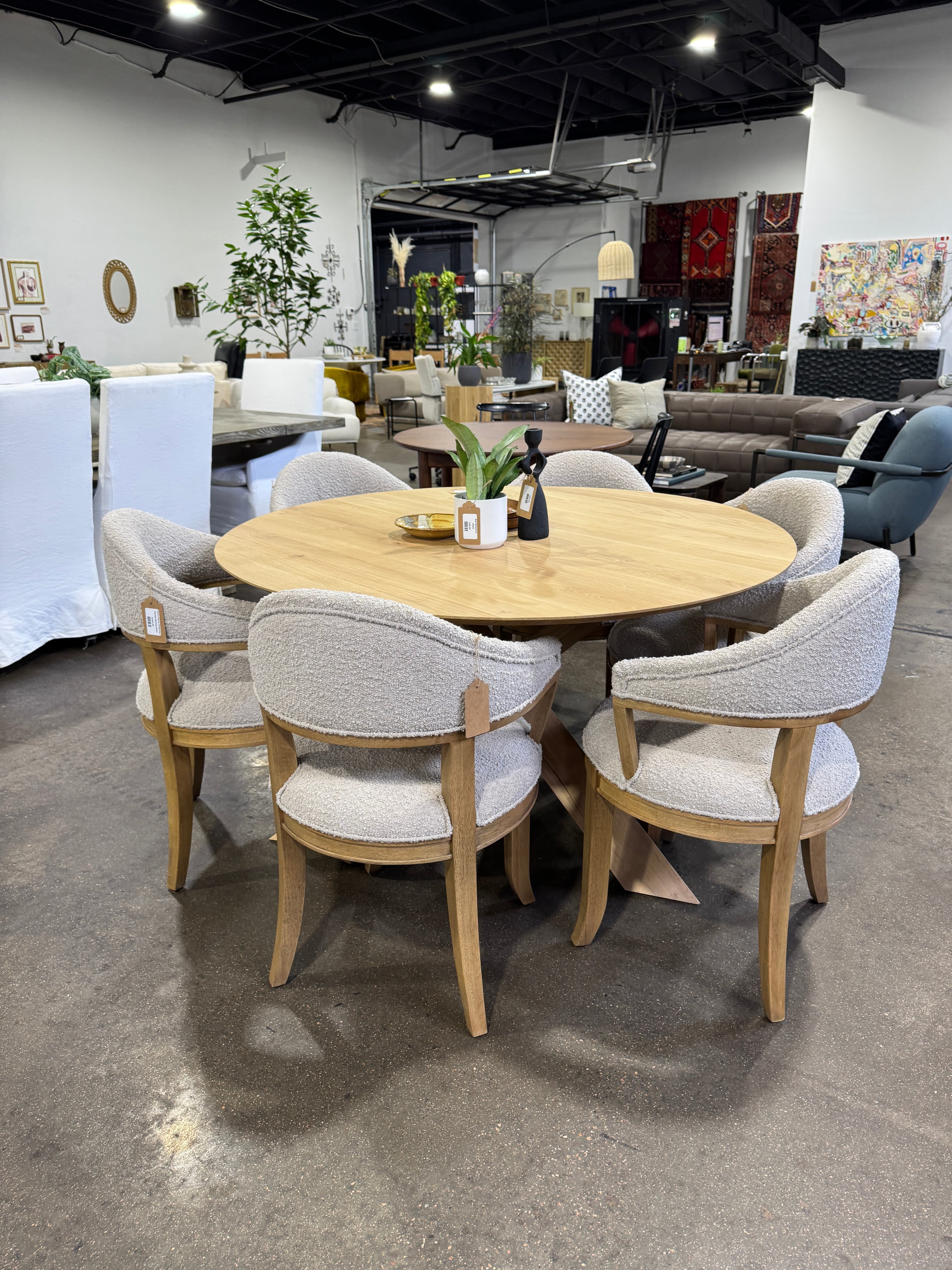 Moe's Home Collection Carlos Dining Chair - Thumbnail 6