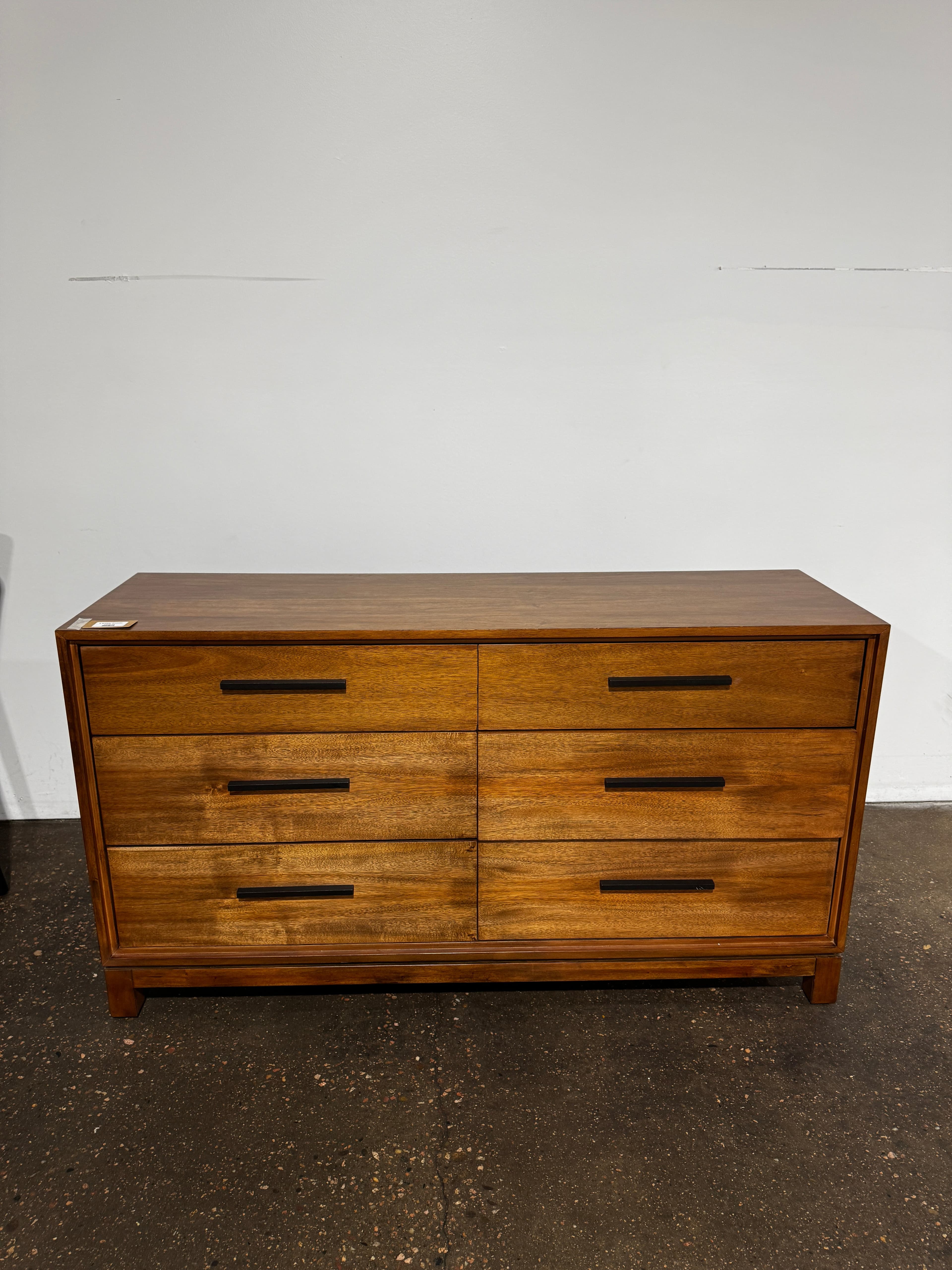 6 Drawer Dresser