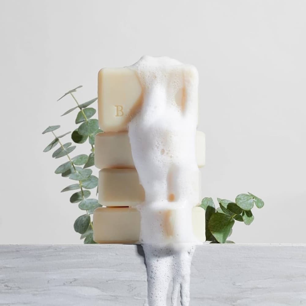 Beekman 1802 Glacial Mint & Eucalyptus Goat Milk Soap - 3.5 oz - Thumbnail 6
