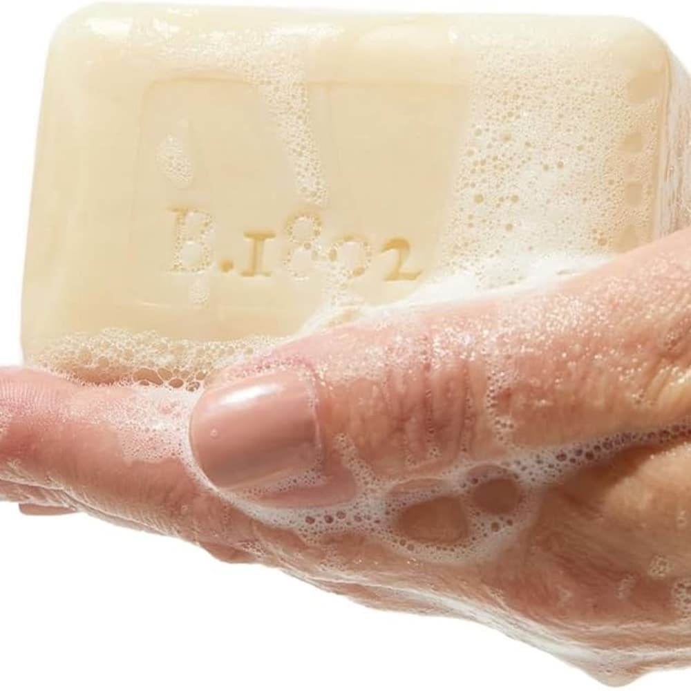Beekman 1802 Glacial Mint & Eucalyptus Goat Milk Soap - 3.5 oz - Thumbnail 2