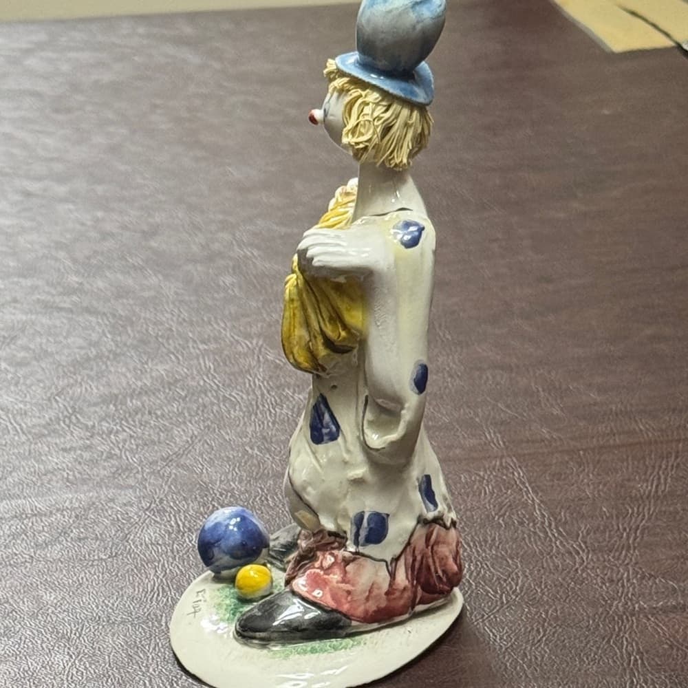 Vintage Pastel Ceramica Lino Zampiva Italian Clown Figurine with Accordion - Thumbnail 3