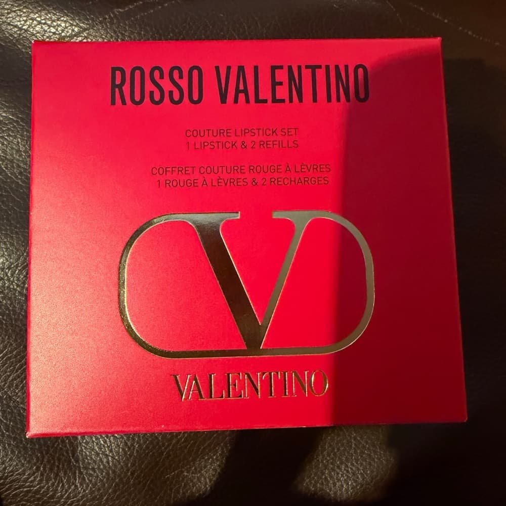 Valentino Rosso Lipstick Set- 1 lipstick & 2 refills!! NIB!!! - Thumbnail 12