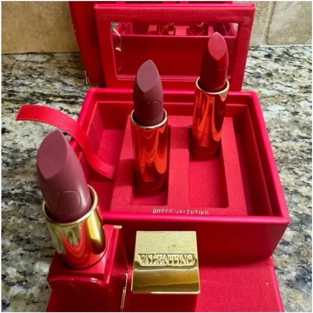 Valentino Rosso Lipstick Set- 1 lipstick & 2 refills!! NIB!!! - Thumbnail 2