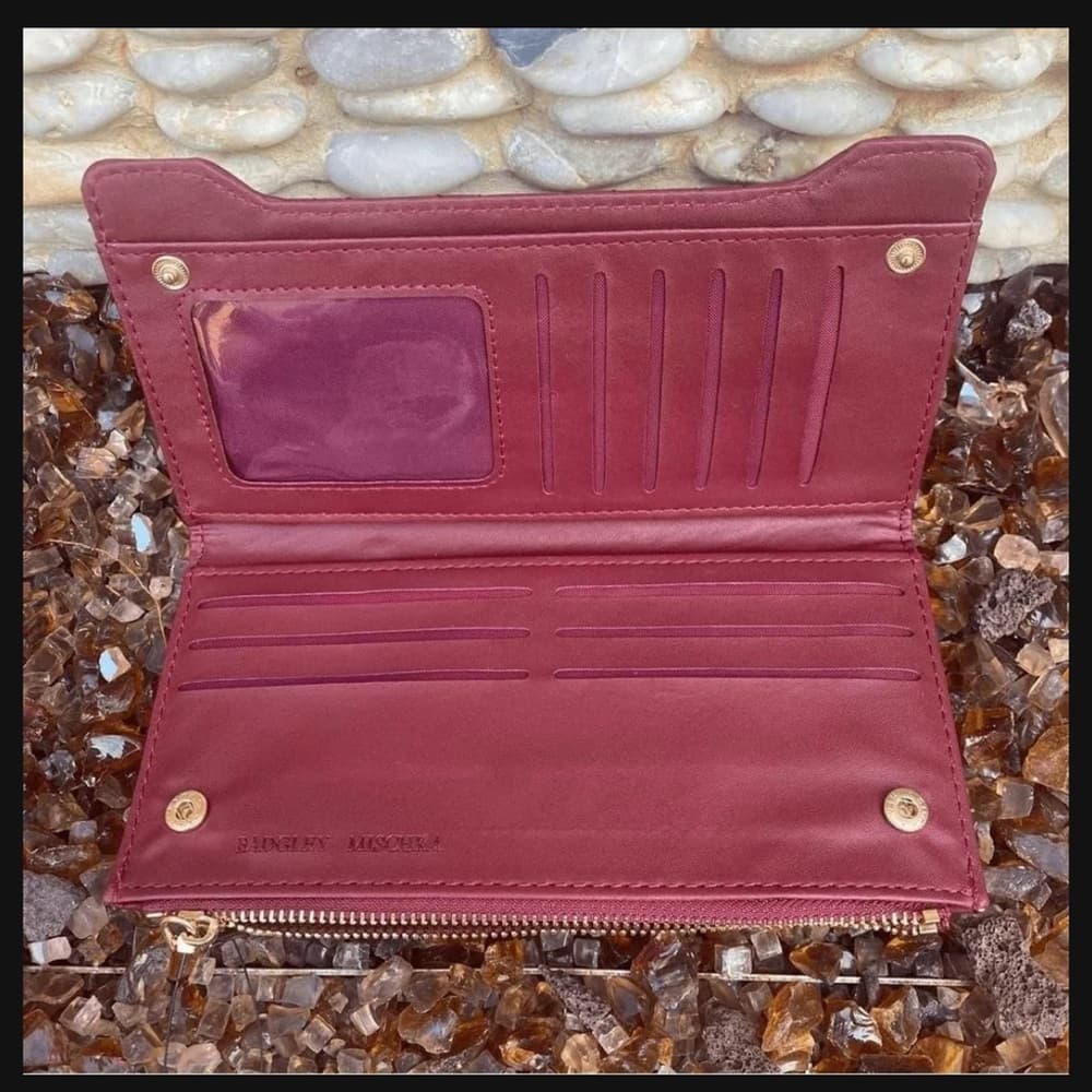 Badgley Mischka Maroon Quilted Wallet with Gold Details - Thumbnail 3