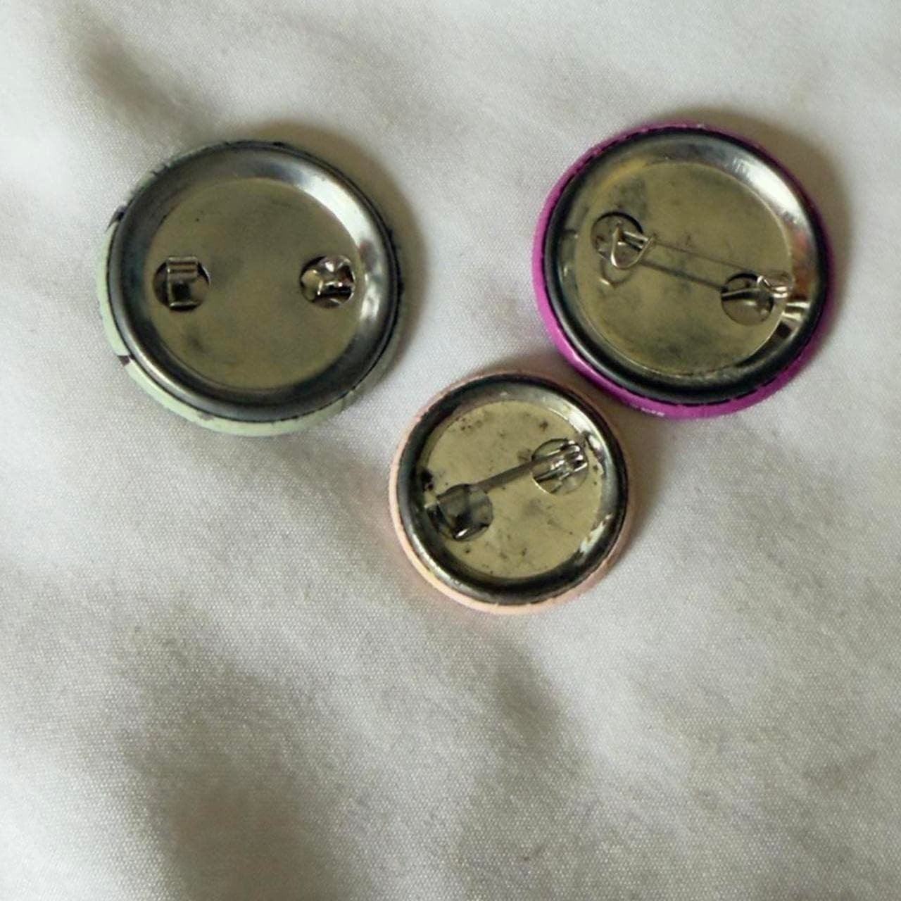 buttons - Thumbnail 2