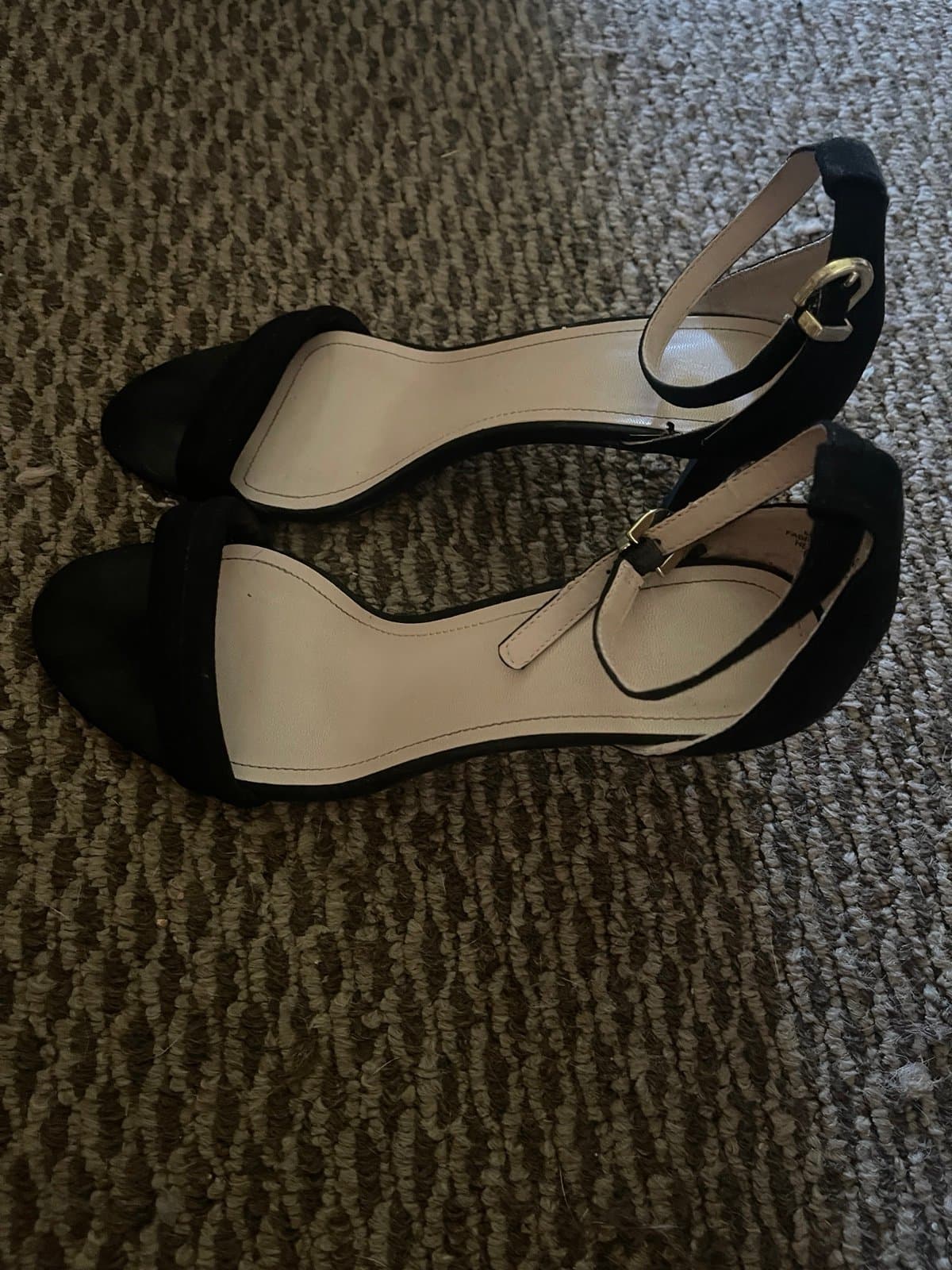 heels - Thumbnail 2