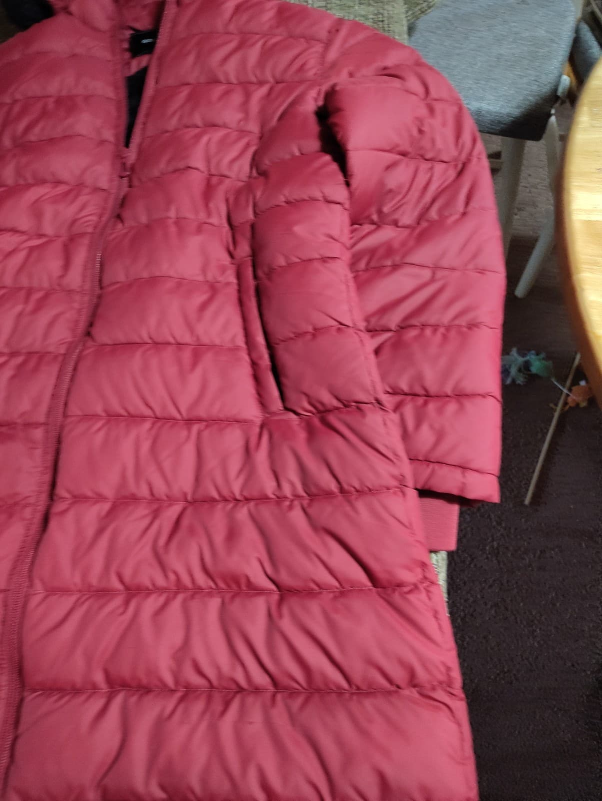 GoldLady Long Puffer Jacket -M- RED With Detachable Faux Fur Hood - Thumbnail 3