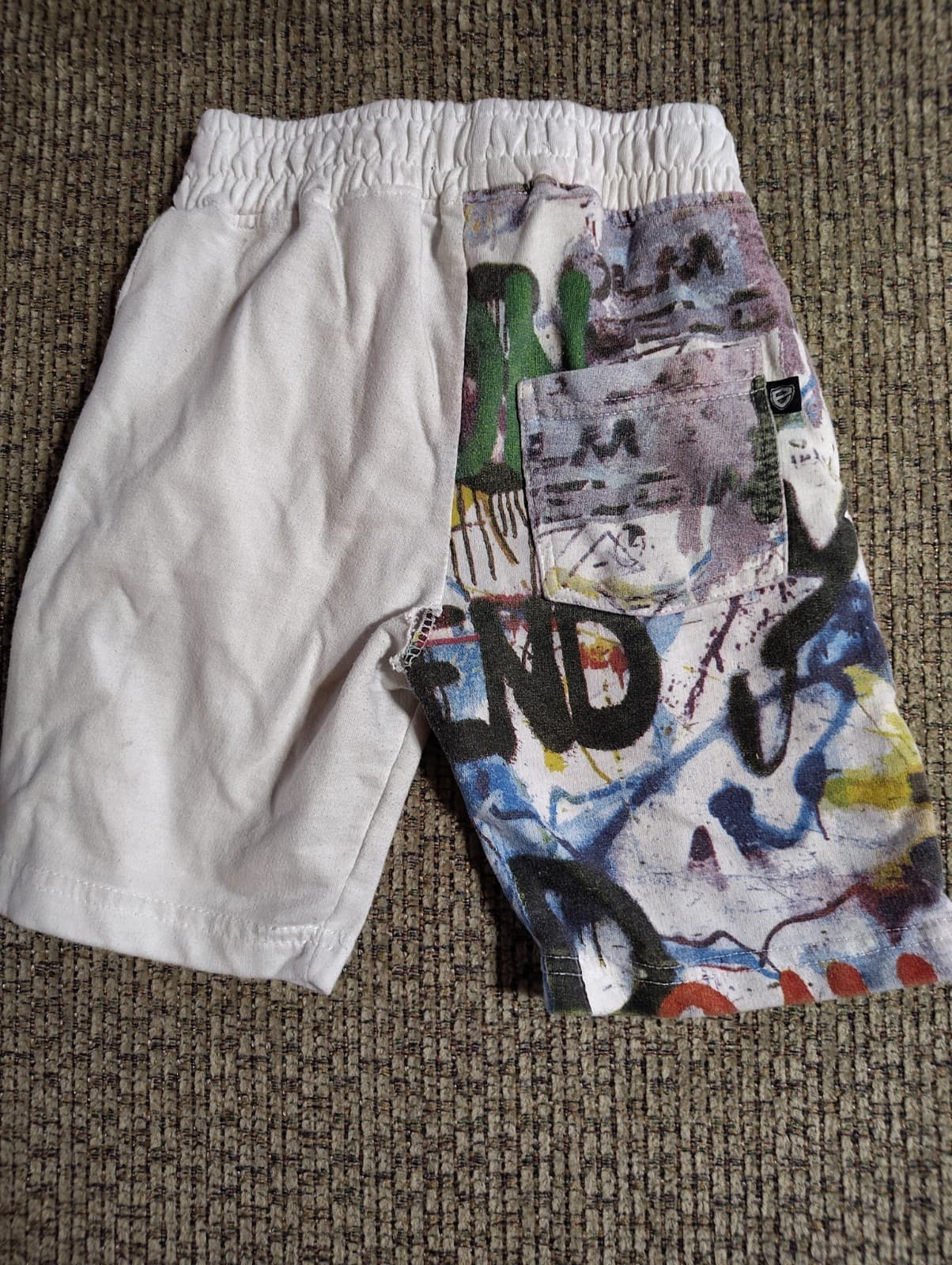 Encrypted Boys Size 5 Graffiti Shorts White Pockets Drawstring Waist Colorful - Thumbnail 5