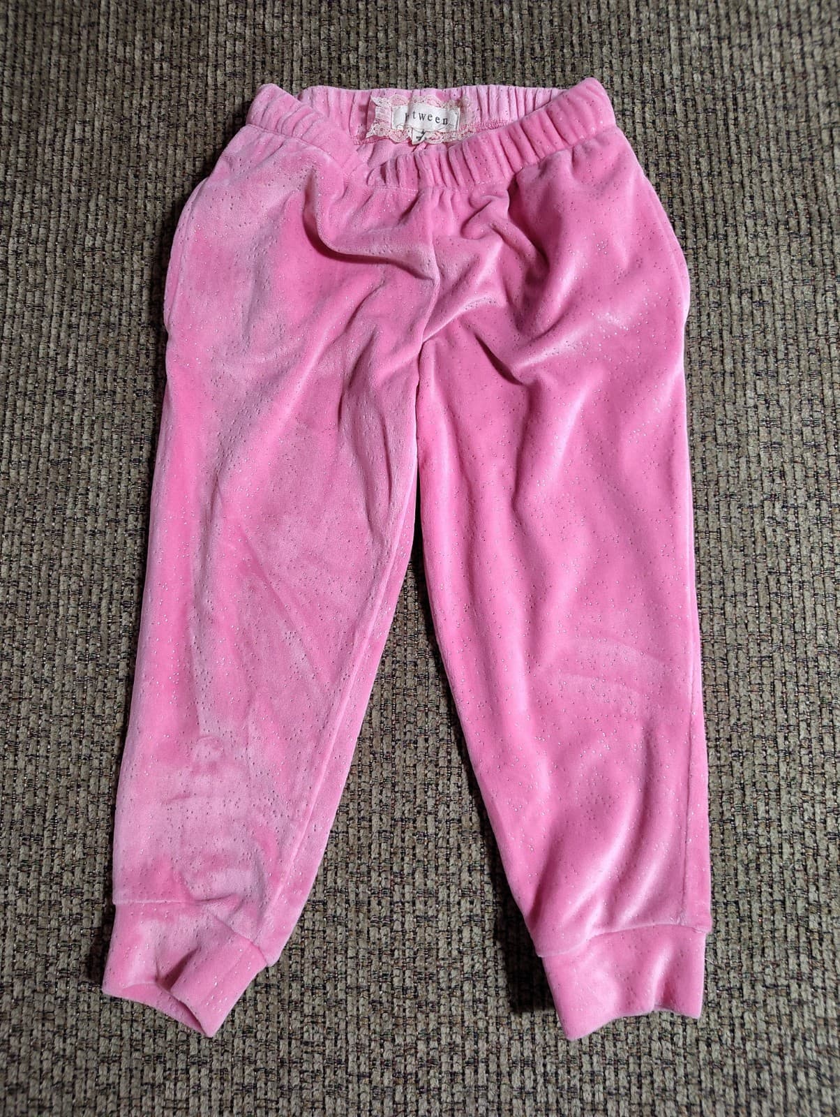 btween Kid Girls Soft Velour Polyester Elastic Waist Pull On Jogger Pants Pink 4