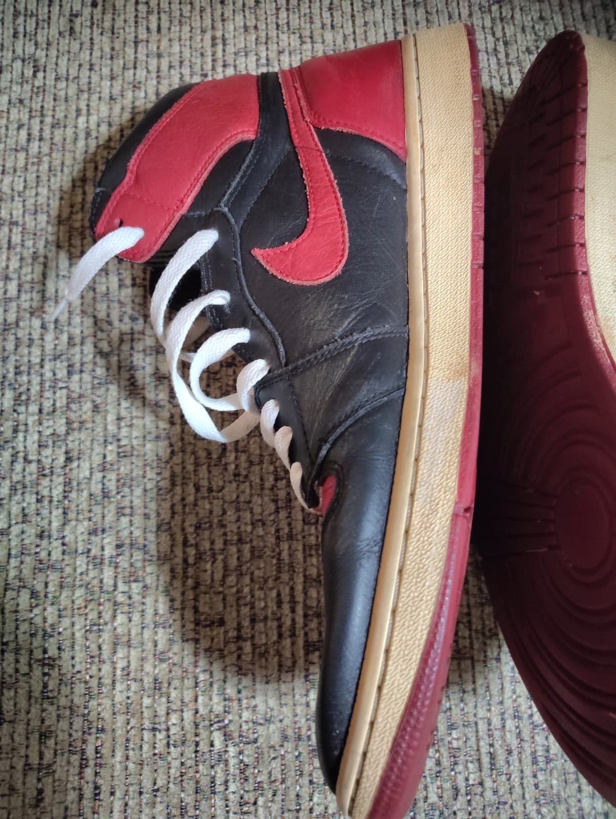 Jordan 1 Retro 2001 Bred Size 12 - Thumbnail 8