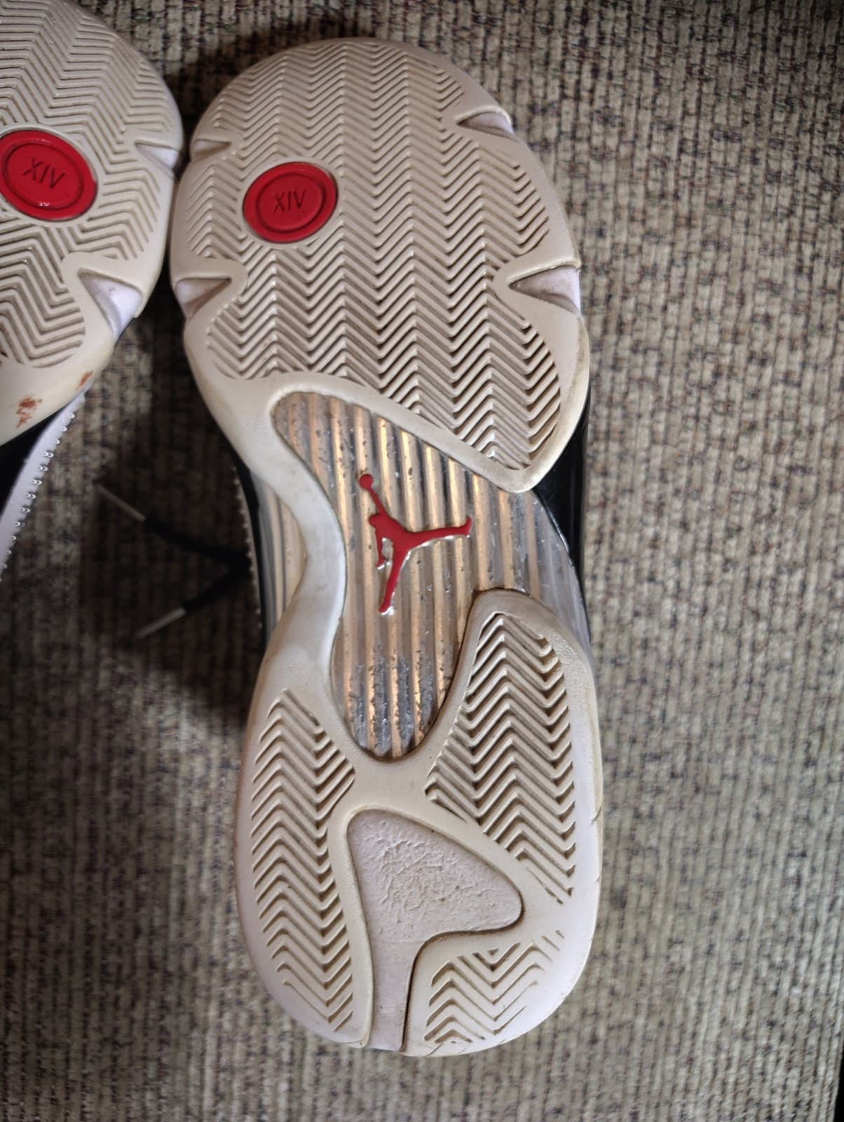 Size 12 - Supreme x Air Jordan 14 Retro White Studded No Box - Thumbnail 17