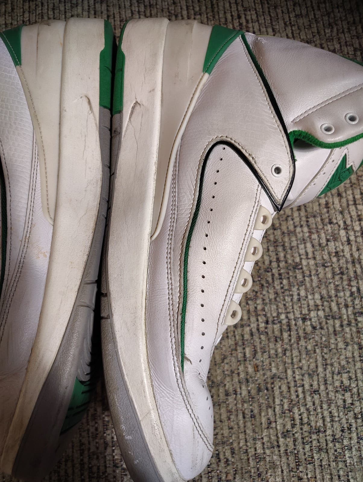 Air Jordan 2 Retro Lucky Green Size 12 Mens With Bucks - Thumbnail 7