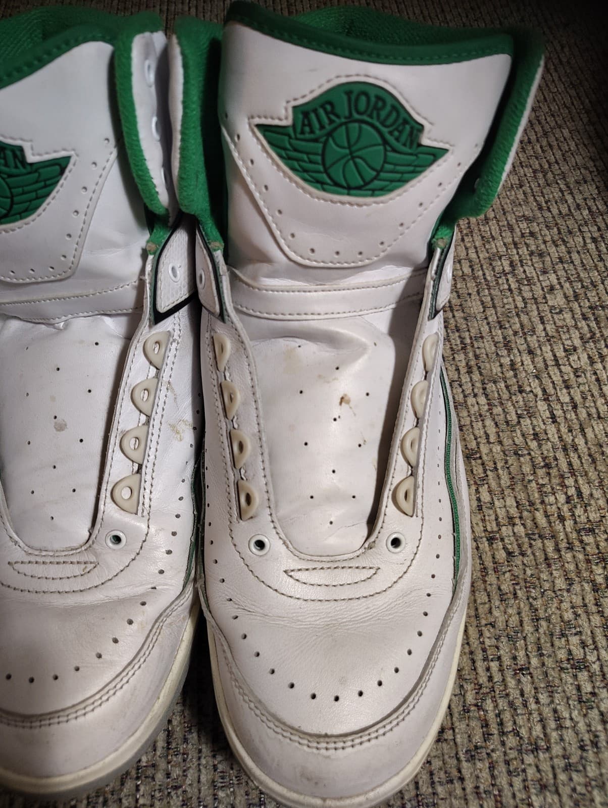 Air Jordan 2 Retro Lucky Green Size 12 Mens With Bucks - Thumbnail 4