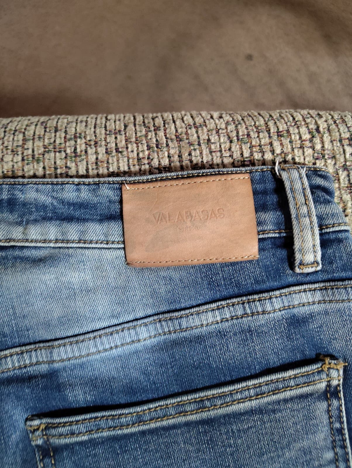 Valabasas Tire Stacked Jeans - Blue Washed See Pictures Jeans Have Paint On Them - Thumbnail 12