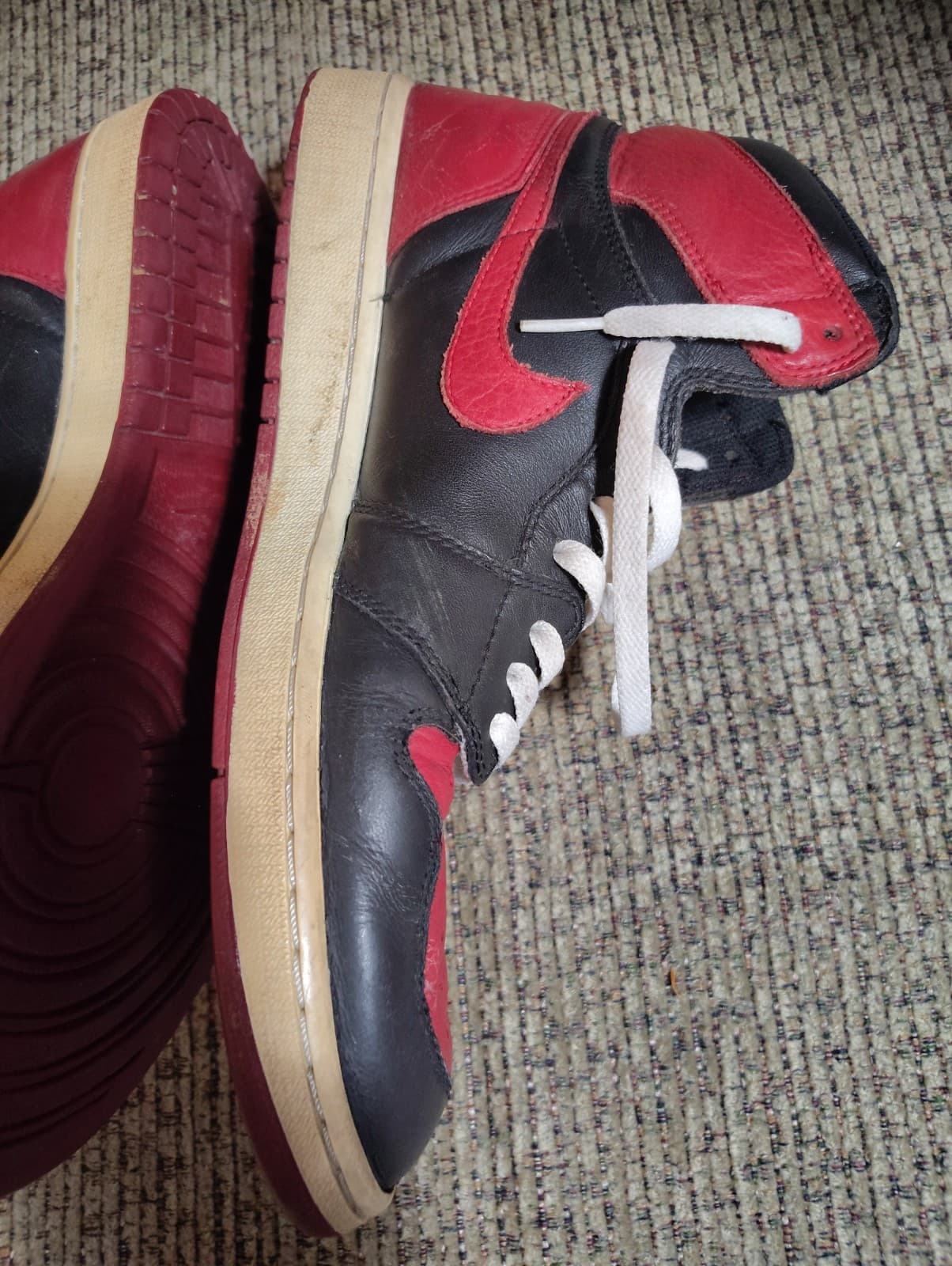 Jordan 1 Retro 2001 Bred Size 12 - Thumbnail 9