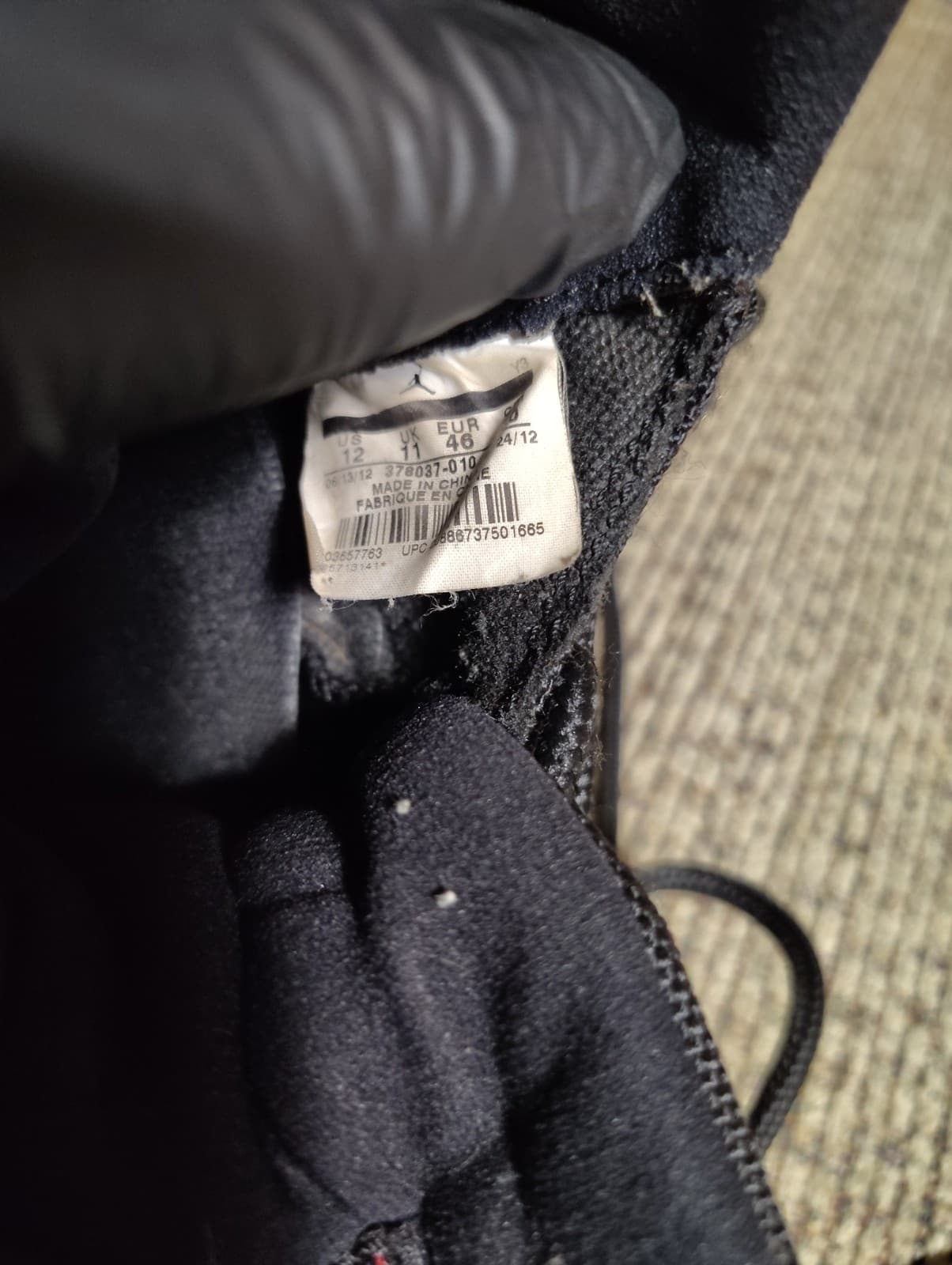Size 12 Jordan 11 Bred 2012 No Box, Damaged - Thumbnail 16