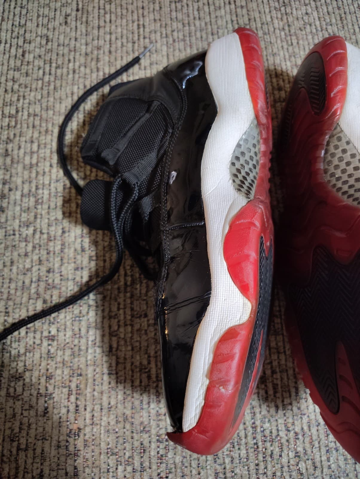 Size 12 Jordan 11 Bred 2012 No Box, Damaged - Thumbnail 7