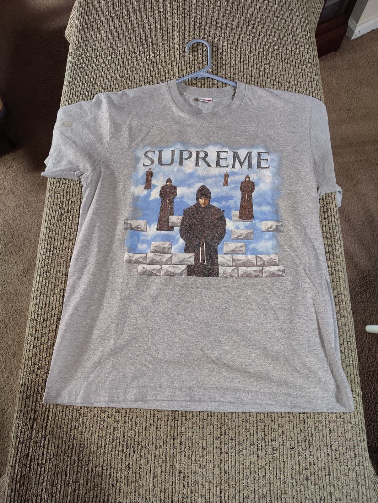 Supreme Shirt Mens Large Gray Made in USA Hooded Monk Graphic Tee Short Sleeve