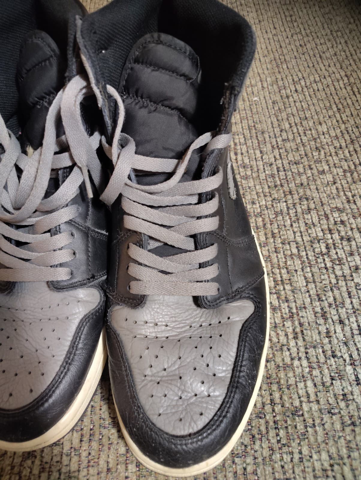 Nike Air Jordan High-Top Sneakers Black/Grey Size 12 - Thumbnail 4
