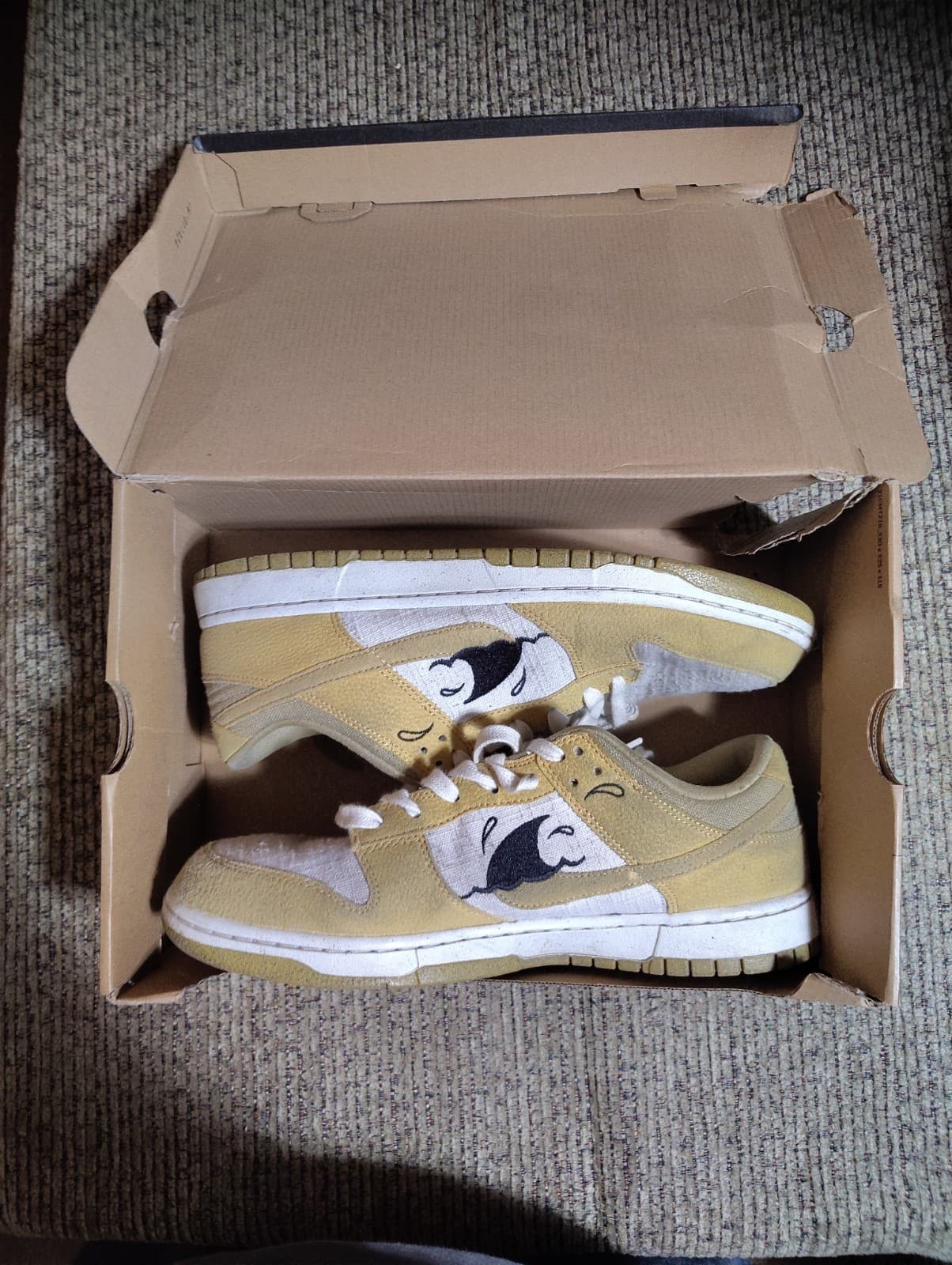Nike Dunk Sun Club Shark Fin Wheat Grass Orange Size 12 With Box - Thumbnail 8