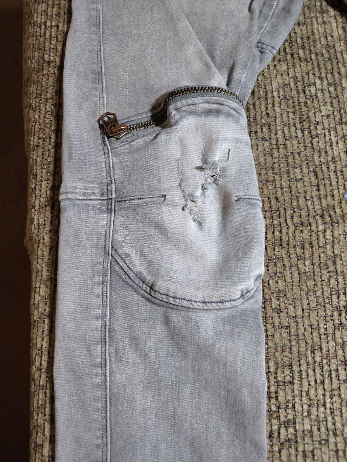 G-Star Raw Men's 5620 3D Zip Knee Skinny Oreon Grey Destroy (w31)$198 - Thumbnail 2