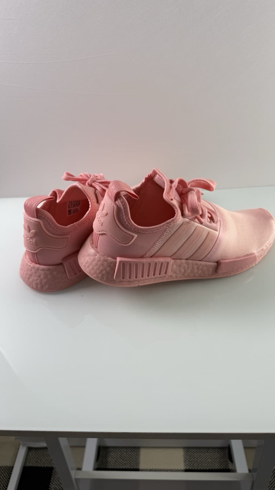Women’s Adidas NMD R1 Pink Size 6 1/2 - Thumbnail 4