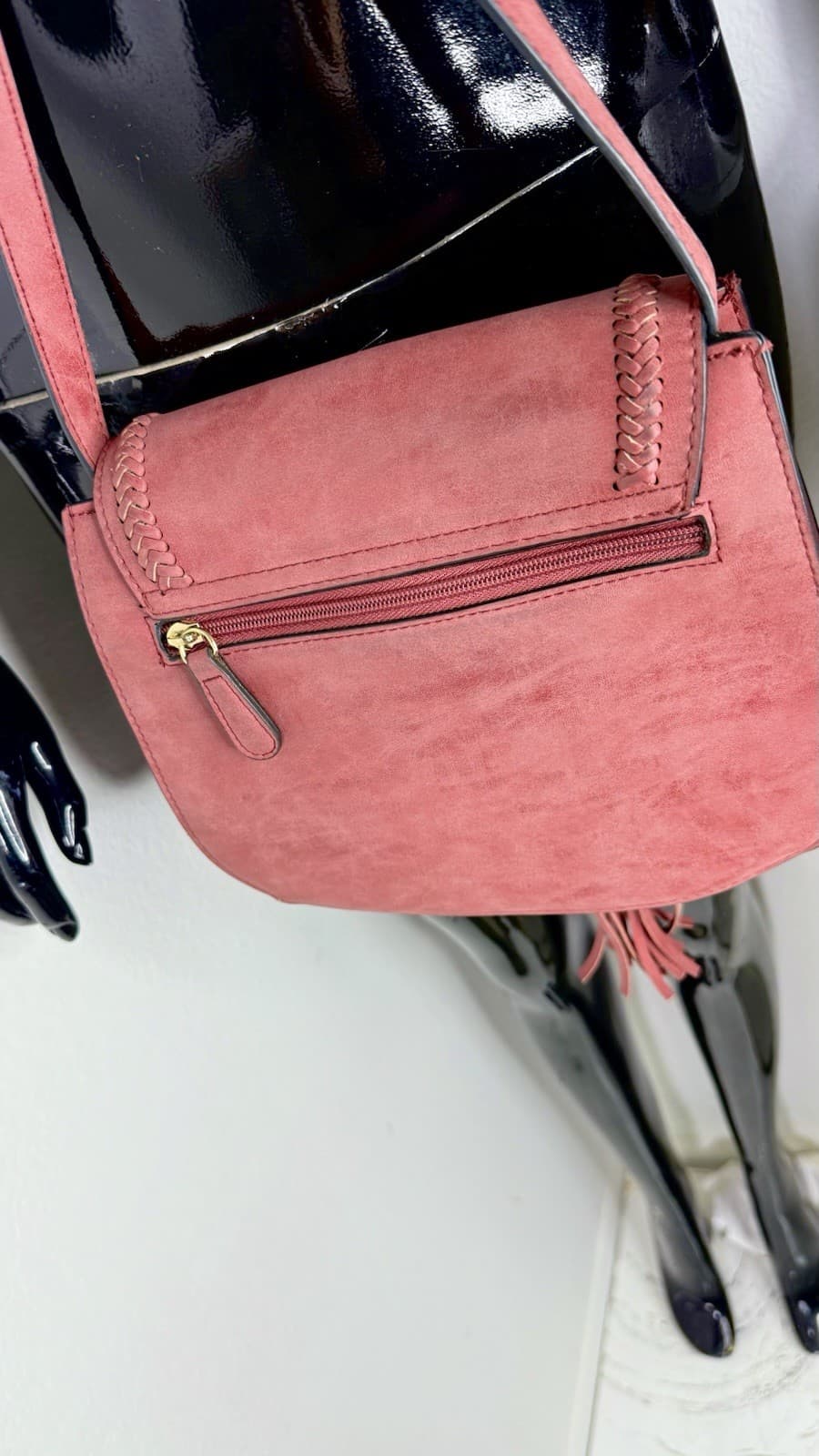 Women’s Burgundy Faux Suede Crossbody Saddle Bag With Tassel Fringe Accent - Thumbnail 5