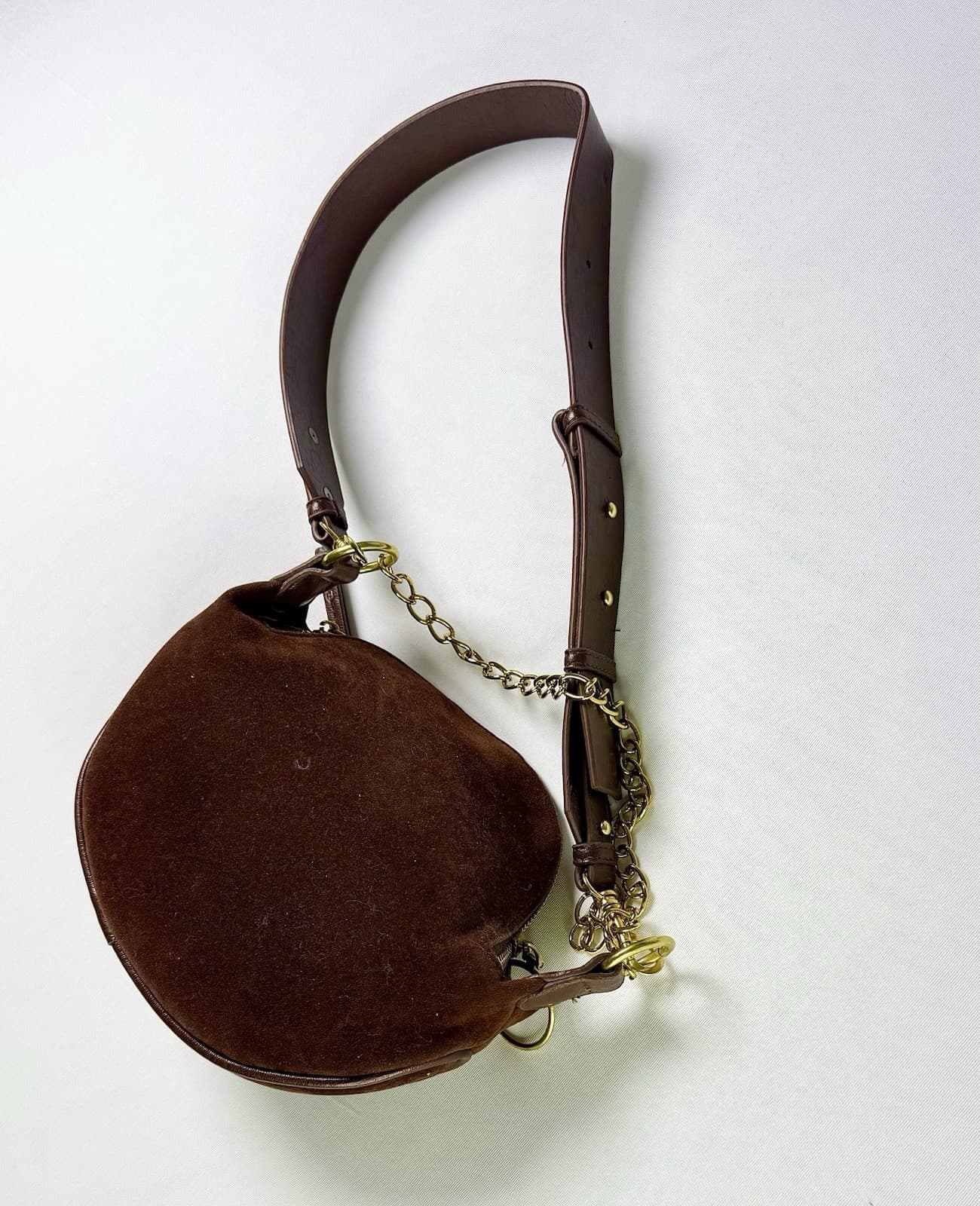 Cherimate Brown Suede Crescent Shoulder Bag Gold Chain Adjustable Strap Zip Top - Thumbnail 5