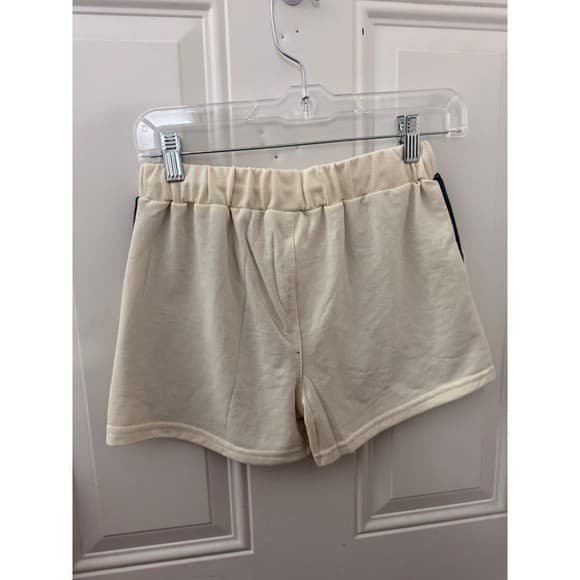 Fantasy Moda y Estilo 2 Piece Set Cropped Hoodie and Shorts - Thumbnail 4
