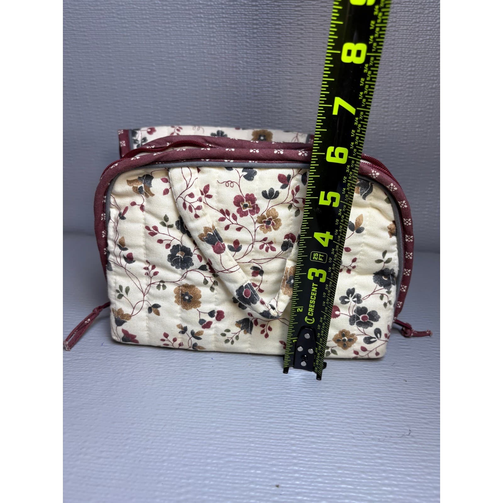 Totes Vintage Style Quilted Floral Makeup Bag & Mirror Pouch Set Cream Burgundy - Thumbnail 8